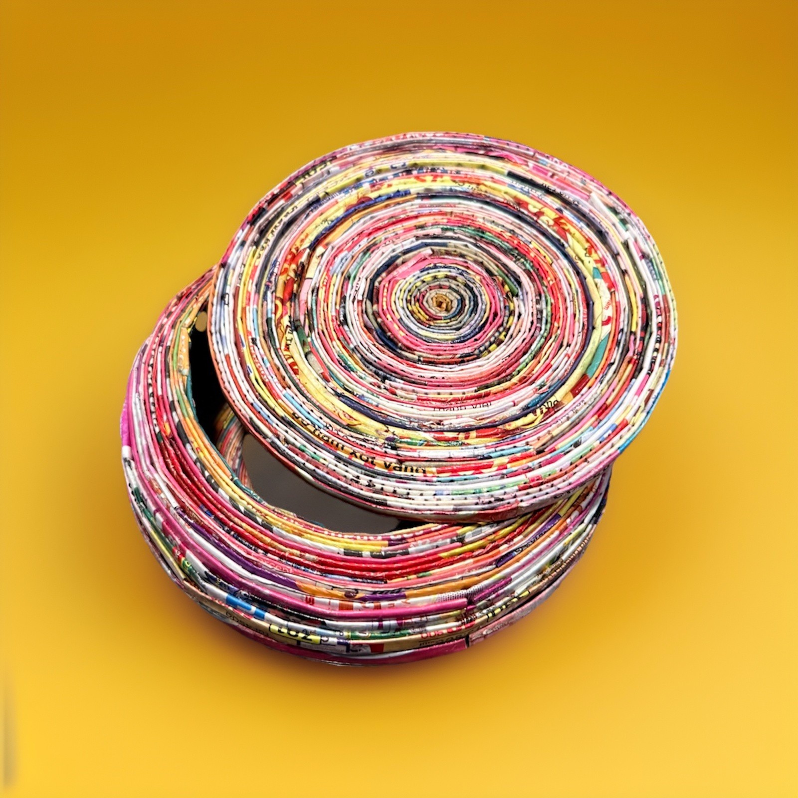 Coiled Paper Magazine Trinket Basket Bowl Round 6" x 2" With Lid Bright Colors!