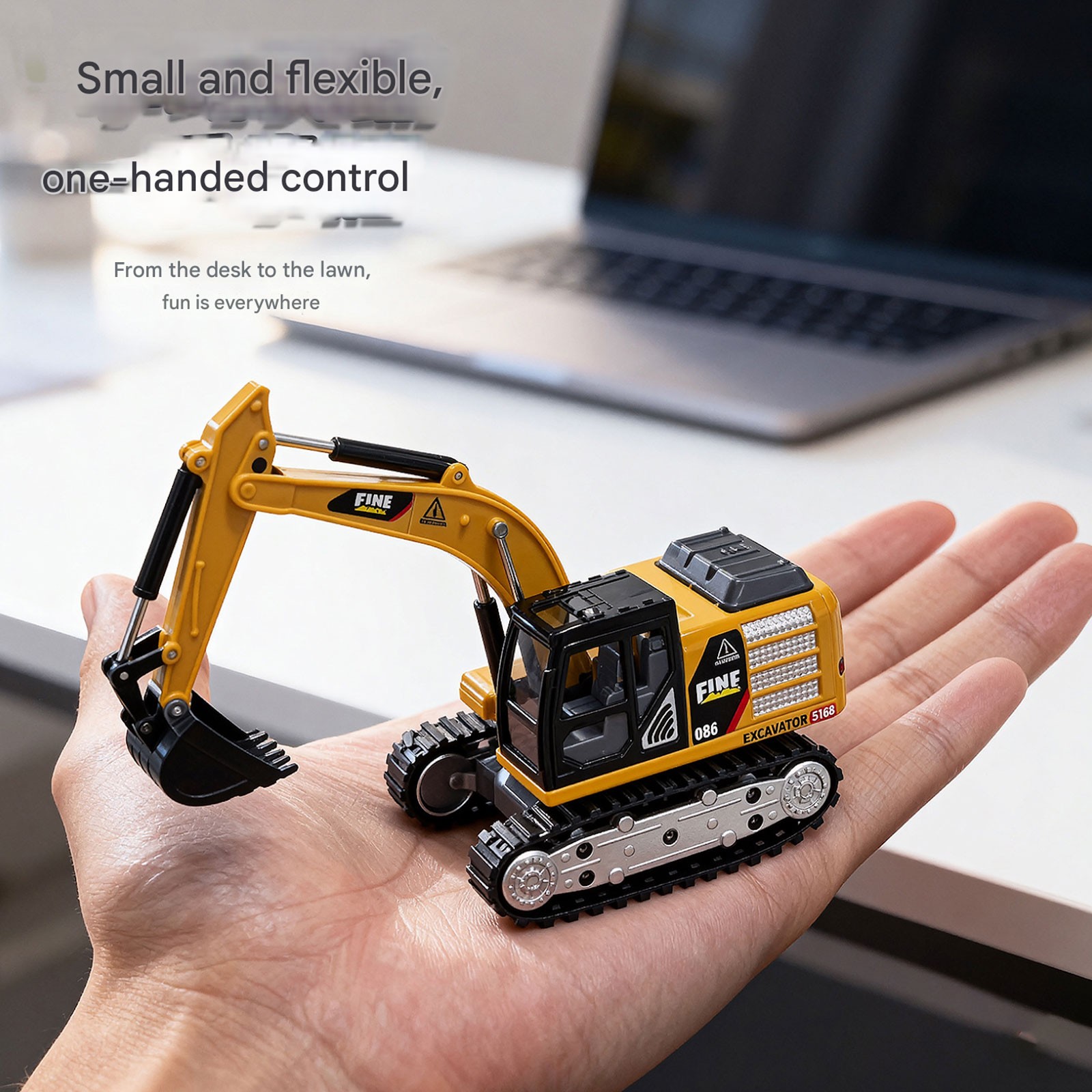 1/64 Remote-controlled alloy forklift Engineering vehicle Tabletop toys Model