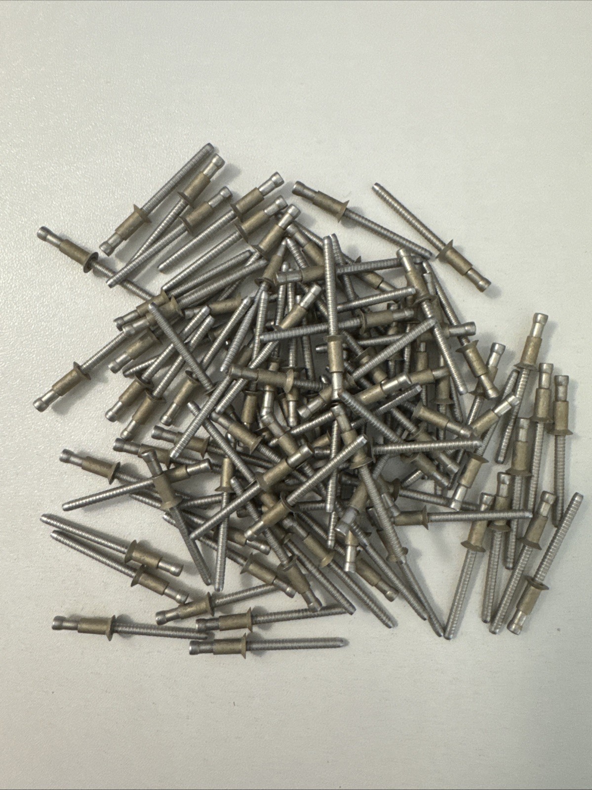 CR9162-4-03 Cherrymax Rivets (Pack of 100) MS20601AD4W3 New
