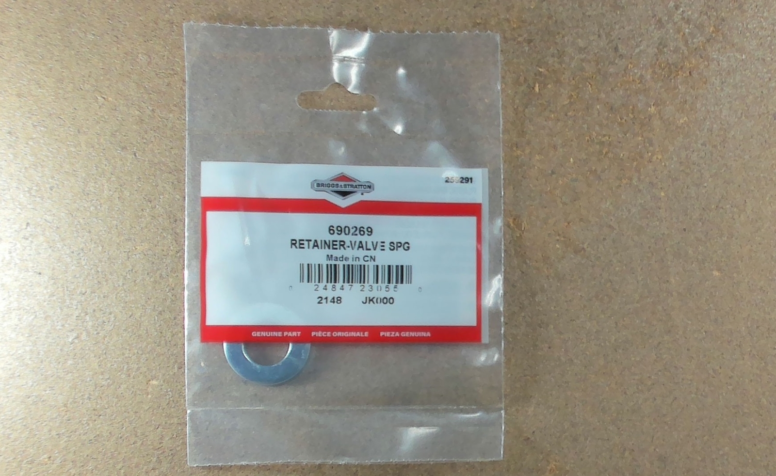 690269 Briggs & Stratton Cup Valve (Retainer-Valve SPG)