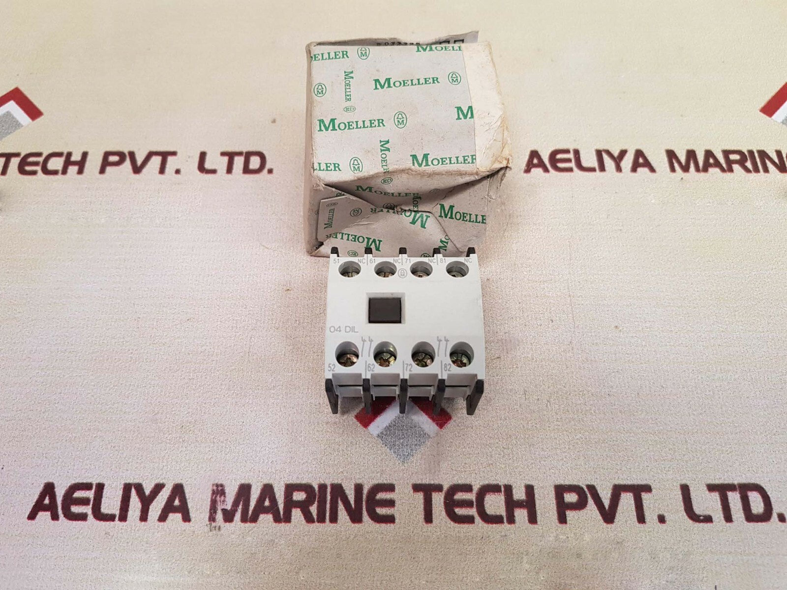 Moeller 04 DIL Auxiliary Contact Block 15A 600VAC 1A 250VDC