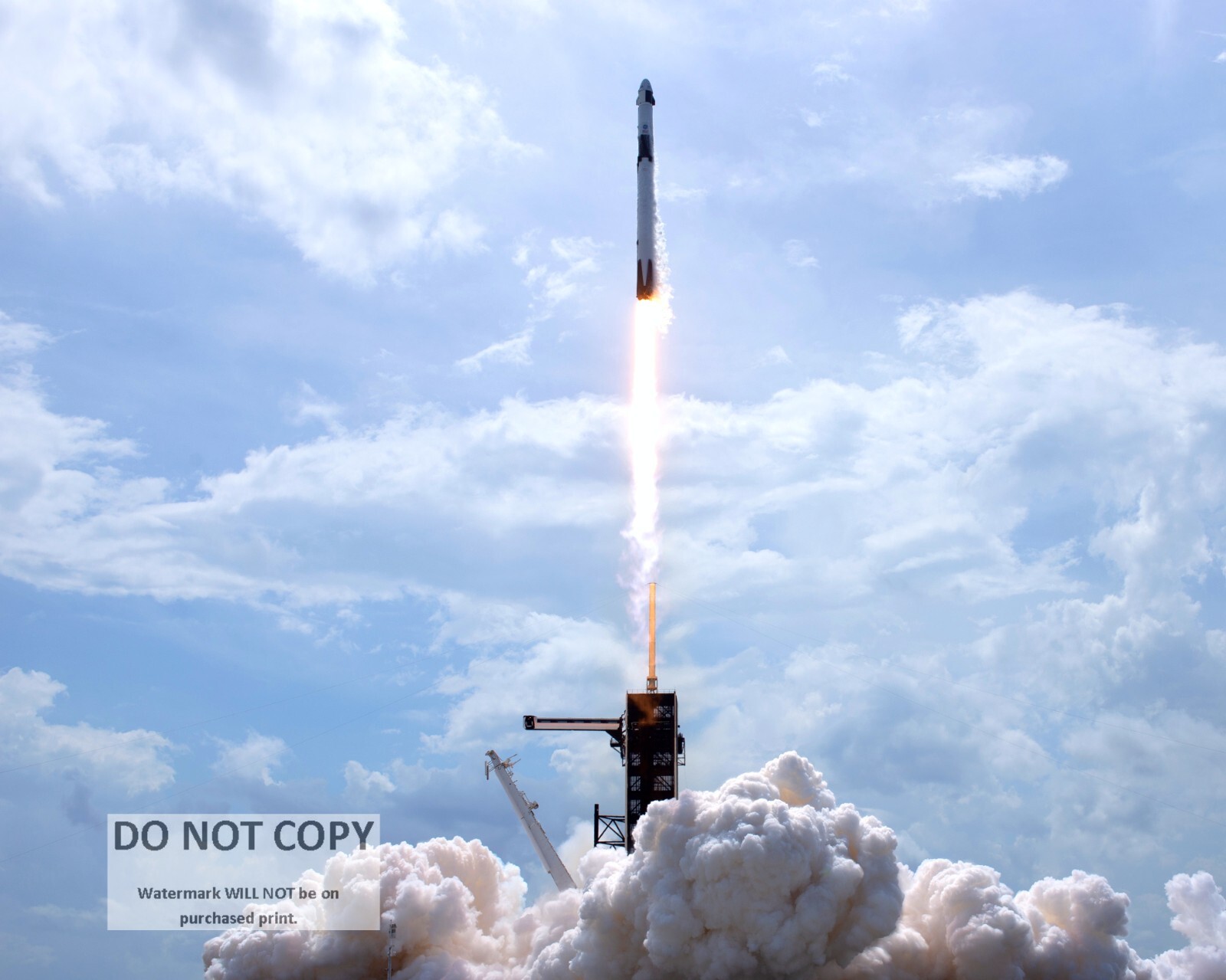 LIFTOFF OF SPACEX DEMO-2 MISSION FALCON 9 CREW DRAGON - 8X10 NASA PHOTO (SP-584)