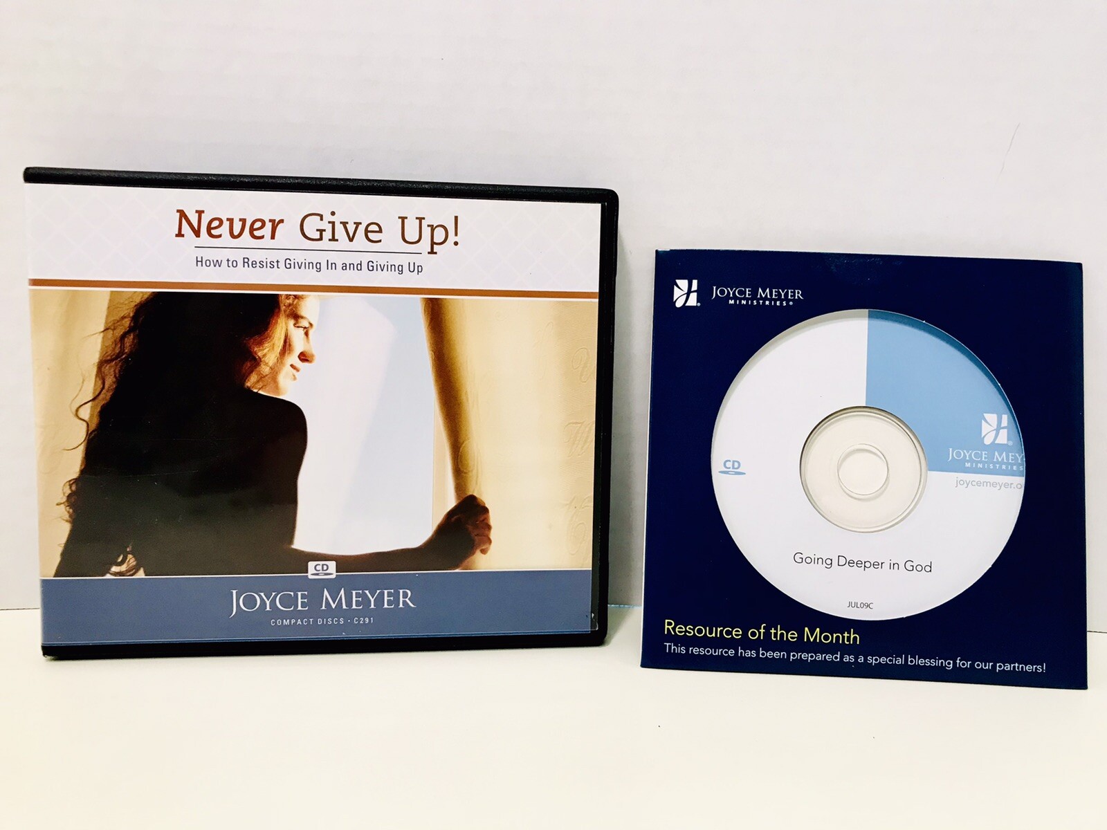 Joyce Meyer Never Give Up 4 Complete CD Set Plus Bonus CD Going Deeper In God