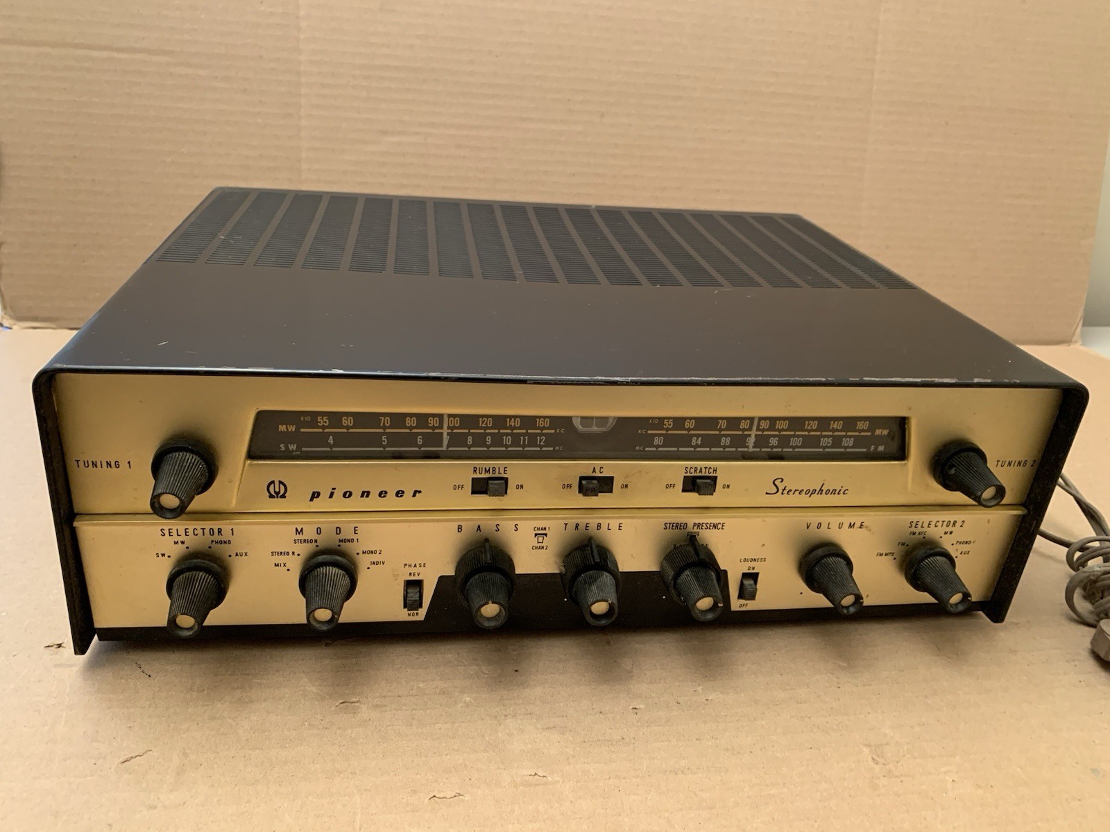 1960s Pioneer SM‑B200A Stereo Tube Receiver Vintage For Parts or Repair