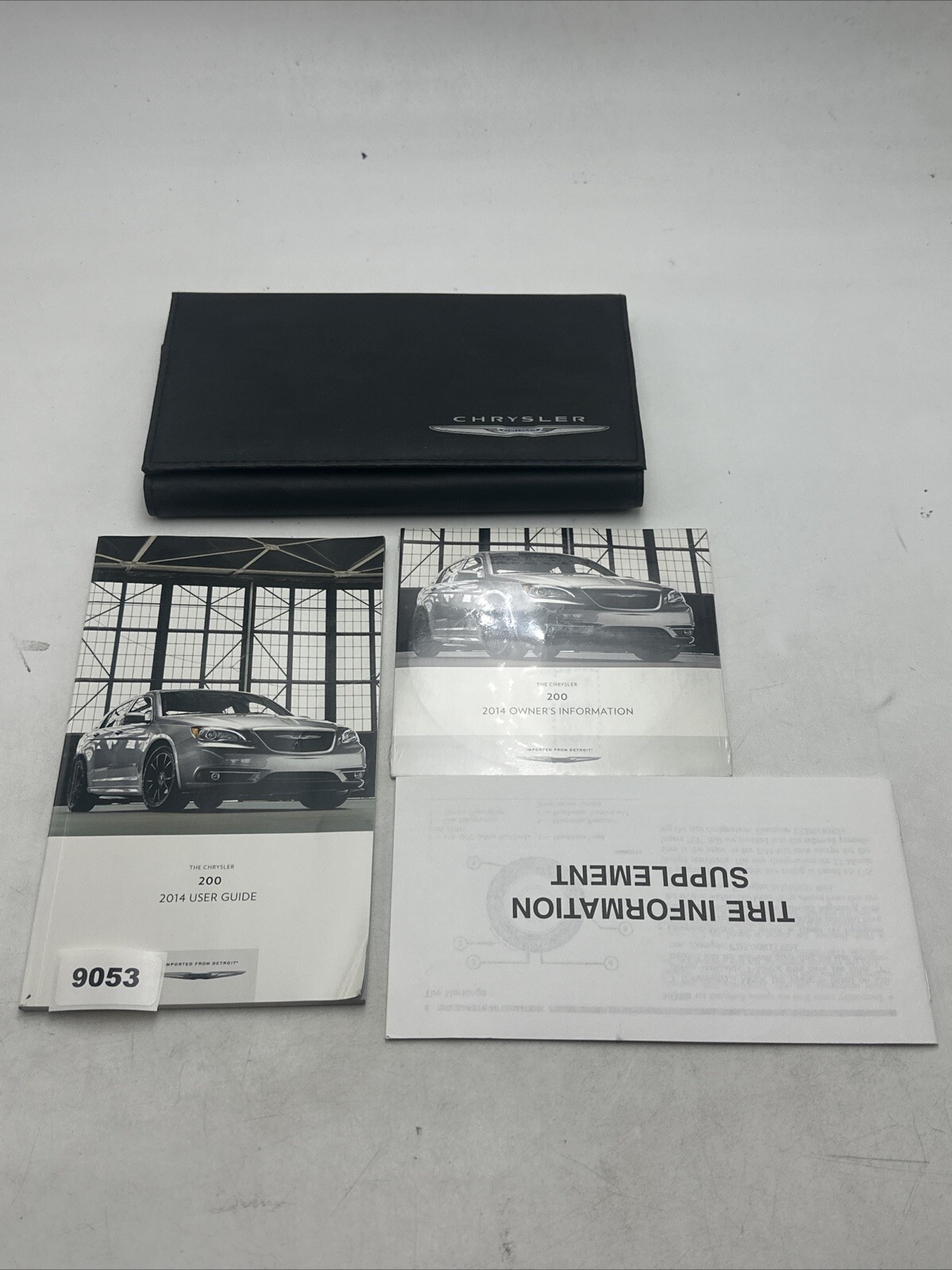 2014 Chrysler 200 user guide