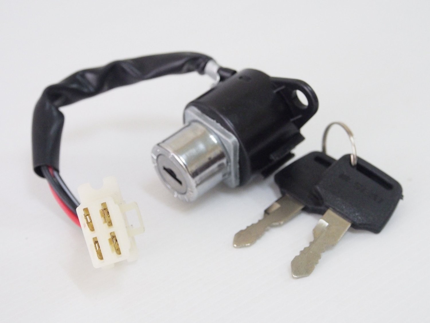 Key and Ignition Switch 4 Wire For Honda C70 ( 1980 - 1981 ) C90 S New