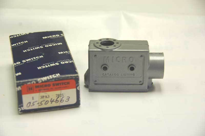Honeywell Microswitch 3PA3 Die Cast Zinc Enclosure for BZ Series Switches NOS