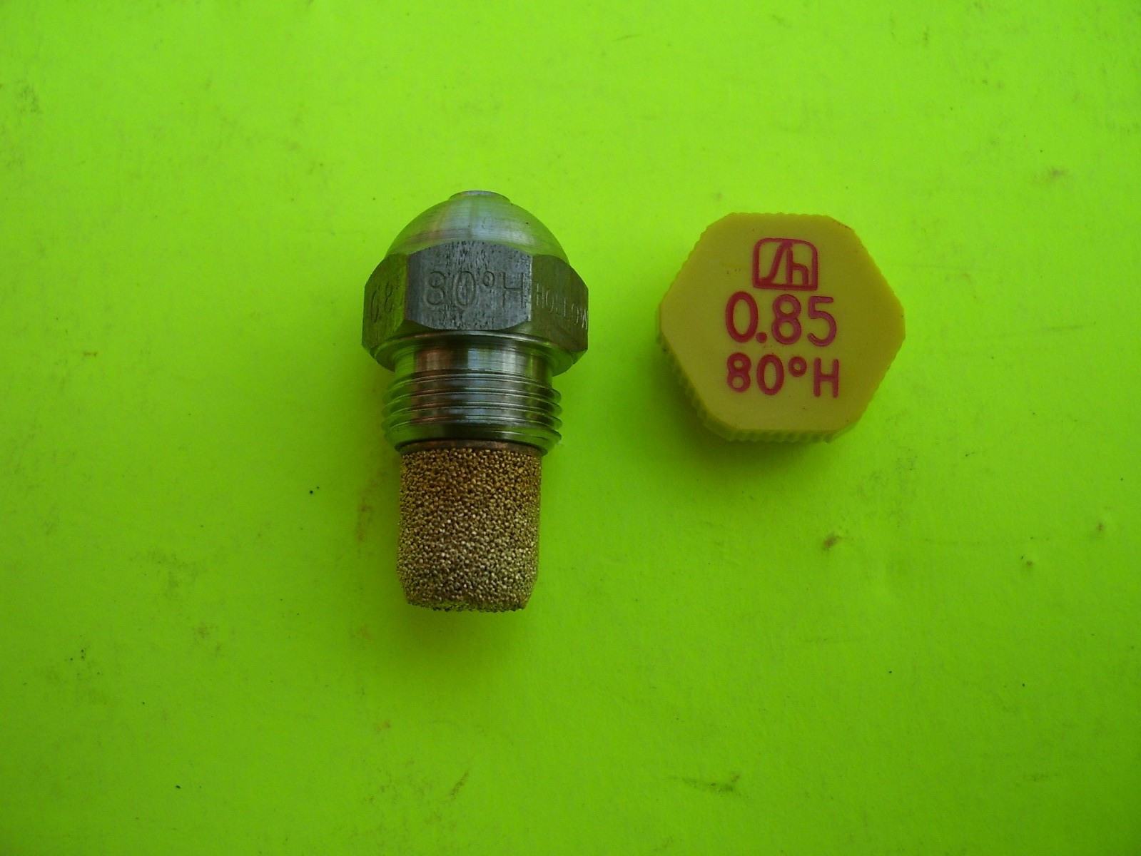 ( 1 ) - Sid Harvey 0.85 80 H Oil Burner Nozzle ( NOS ) :