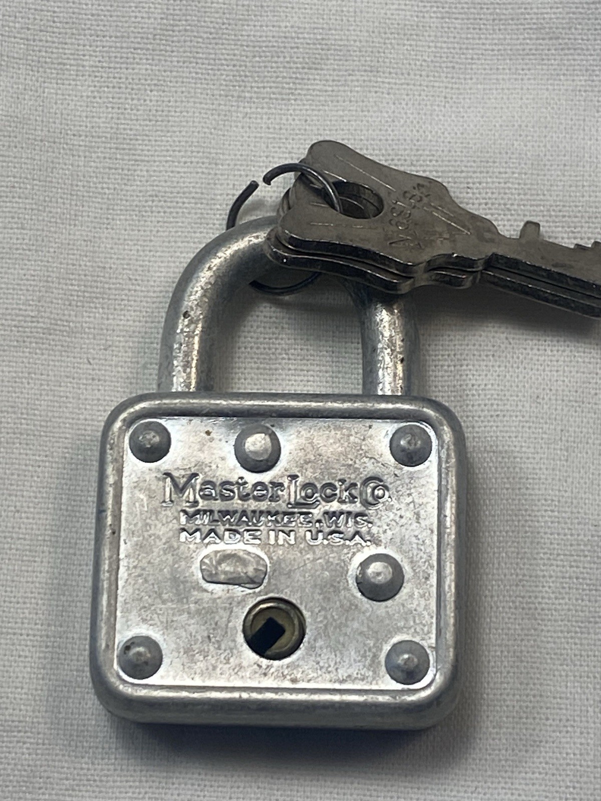 Vintage Master Lock No. 44 with Original Keys NOS ~Classic (zzb8)