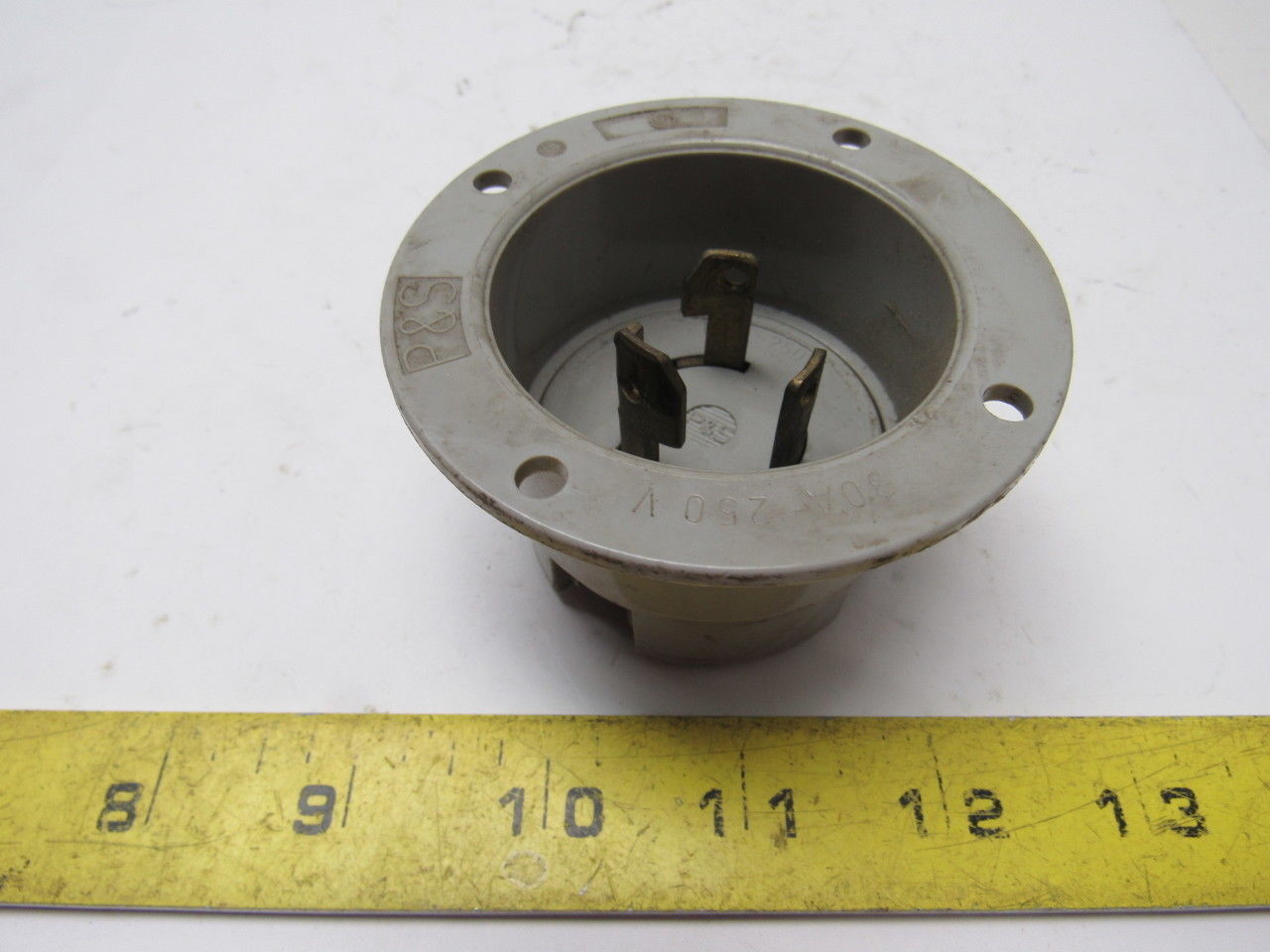 Pass & Seymour TWIST LOCK 30a 250V Flanged