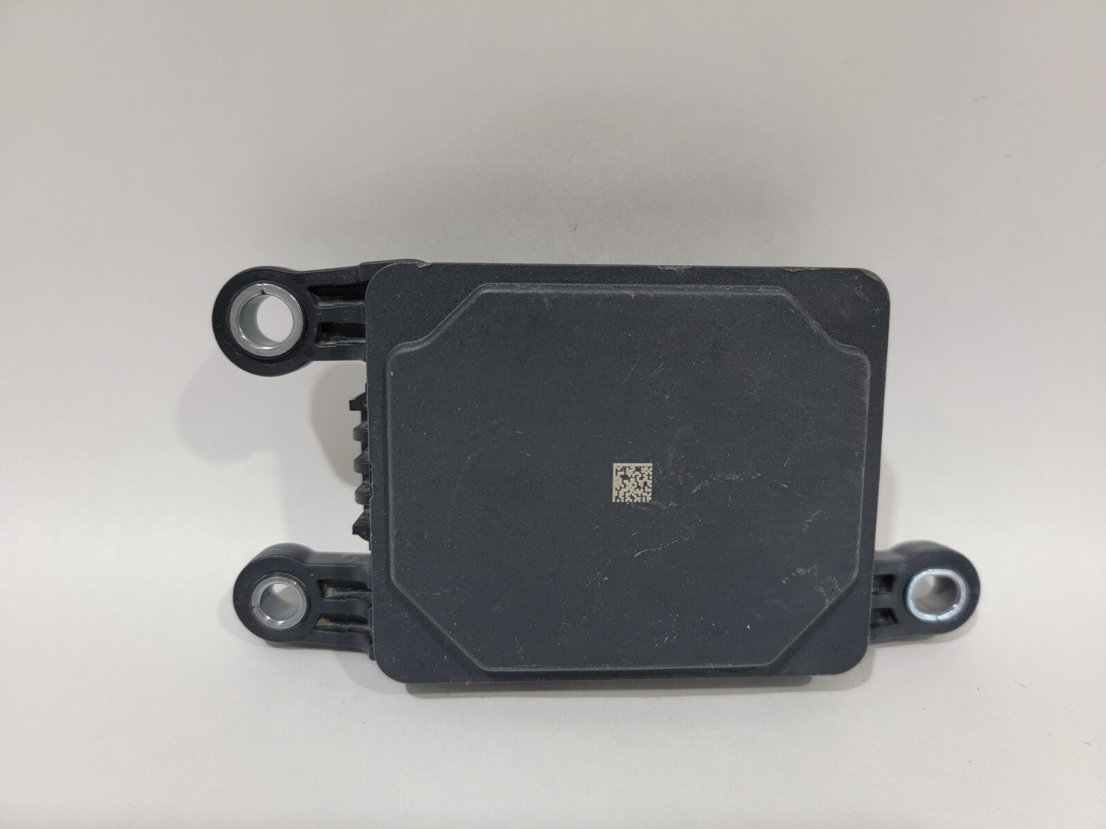 21 22 23 CADILLAC GM HUMMER 85597751 Cruise Radar Sensor OEM