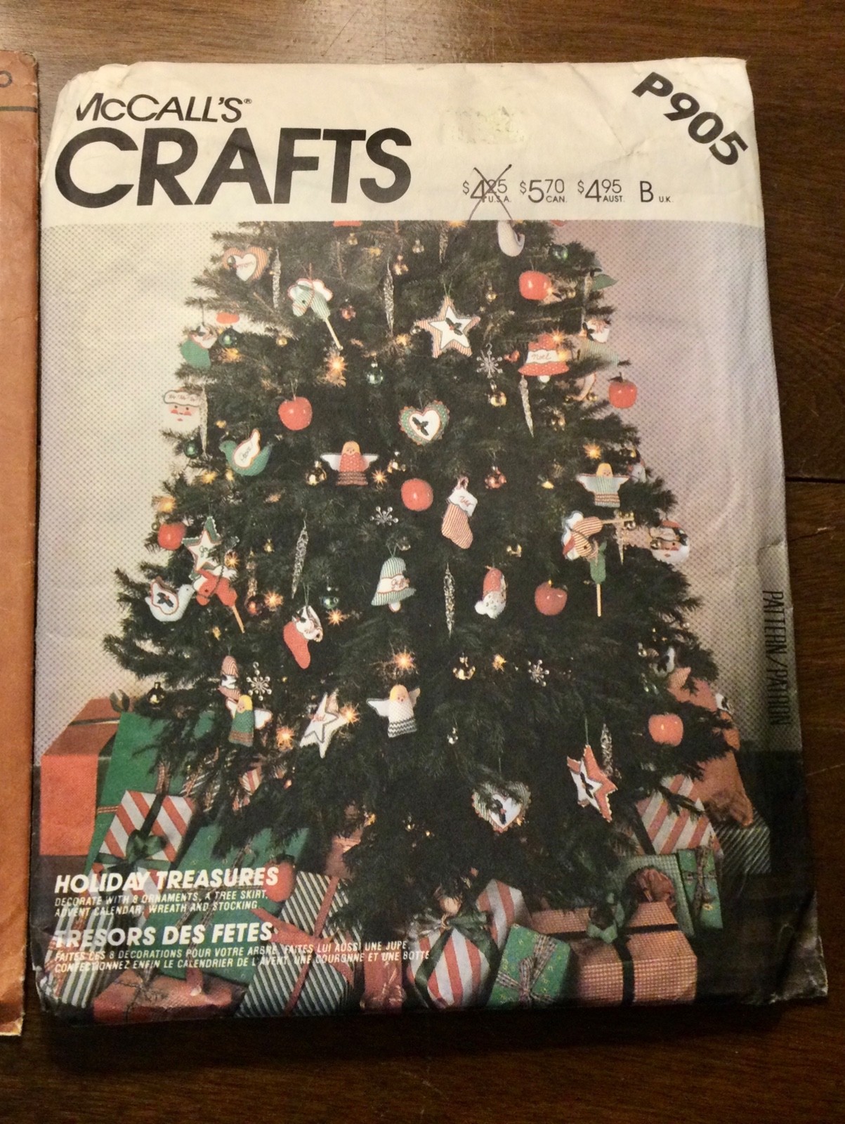 VTG McCall's CRAFT & Simplicity Apron Patterns X-Mas Ornaments, Wreath Scrunchie