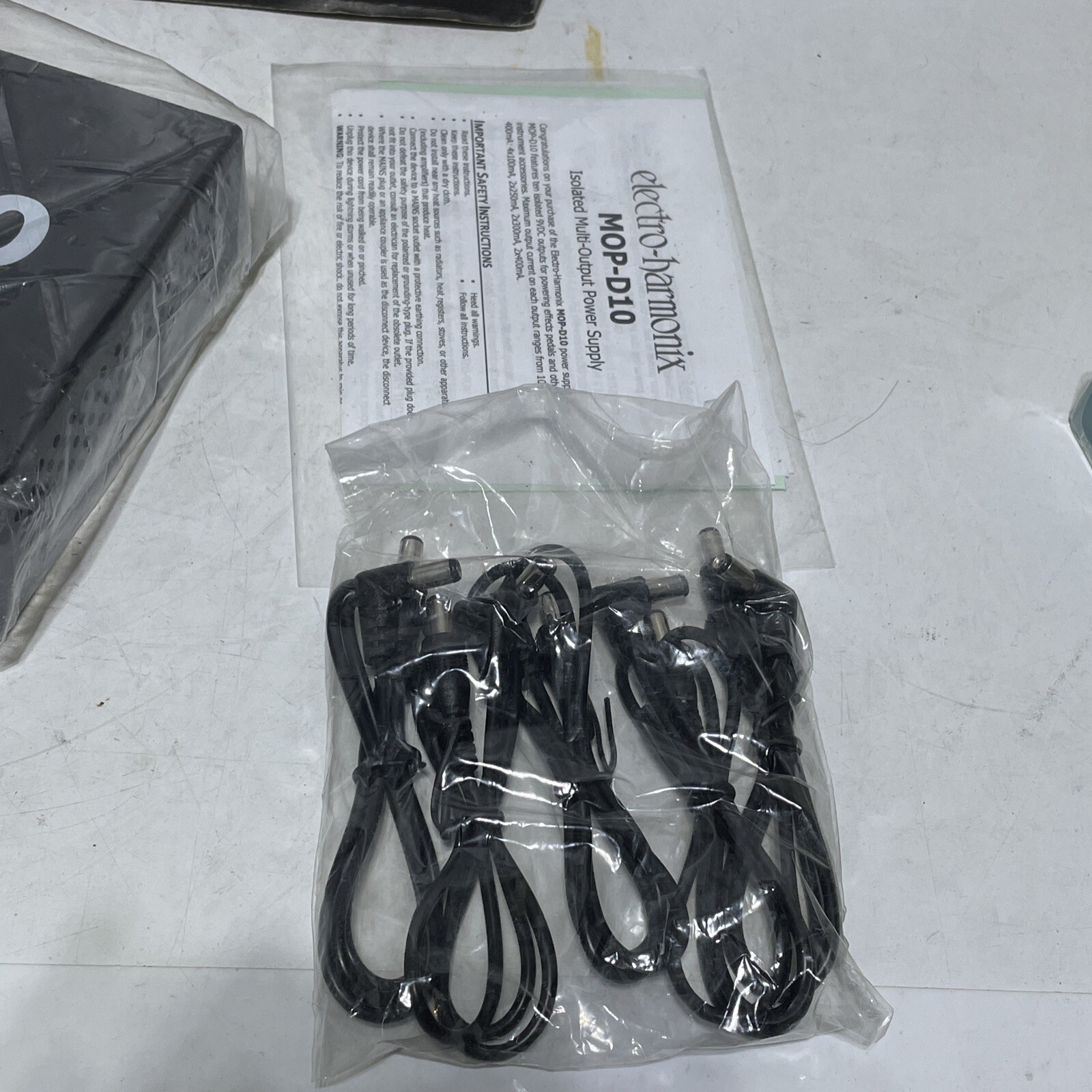 Electro Harmonix MOP-D10 Isolated Power Supply