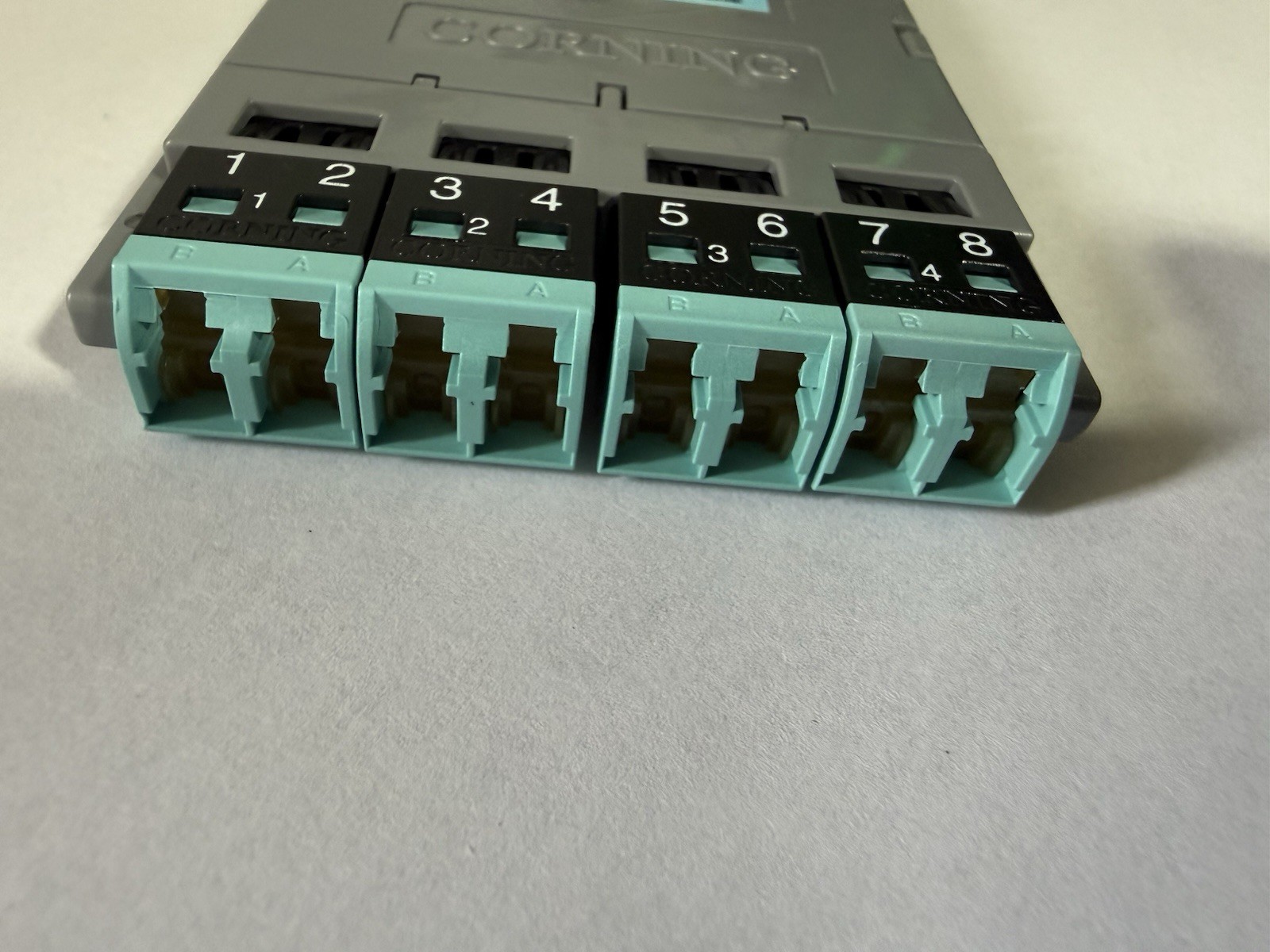 Corning ECM8-UM08-05-E6Q-ULL | EDGE8 MTP TO LC Duplex Module