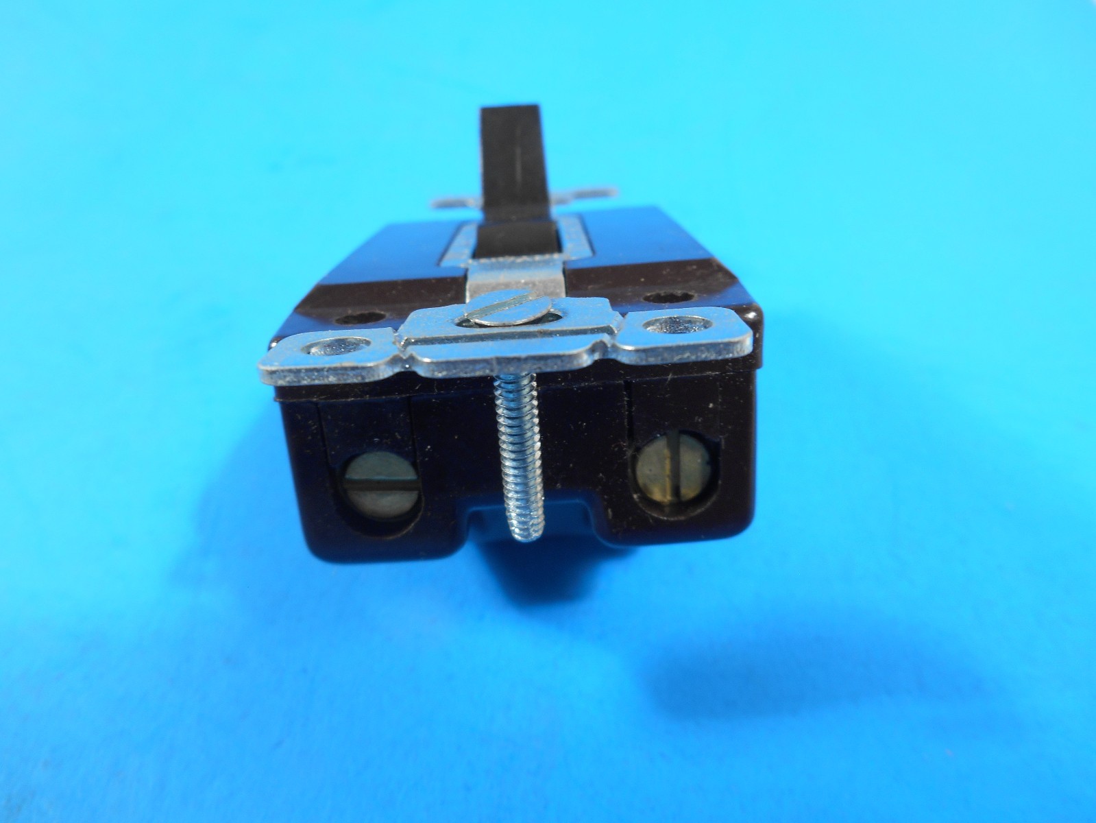 Bryant Brown 10A 125V 5A 250V 3-Way Toggle Switch 4963
