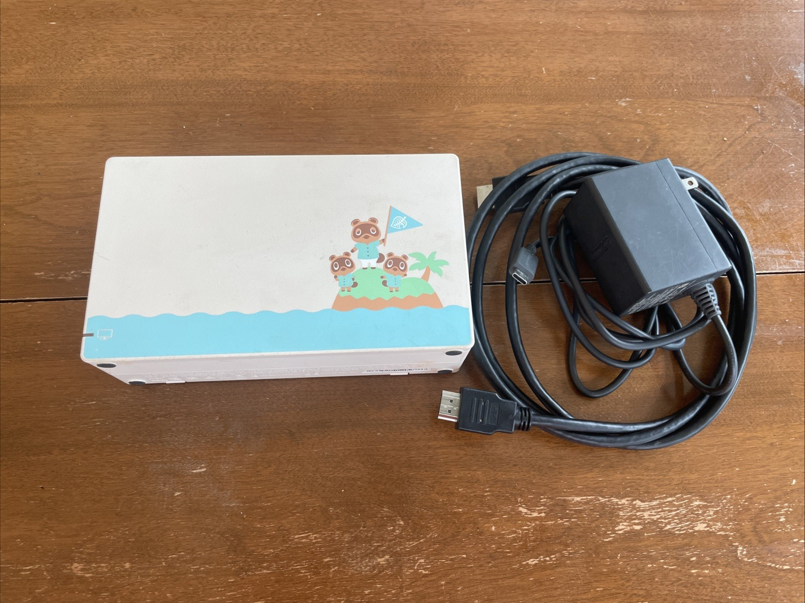 Nintendo Switch Animal Crossing Edition - Docking Station Dock, Adapter, HDMI