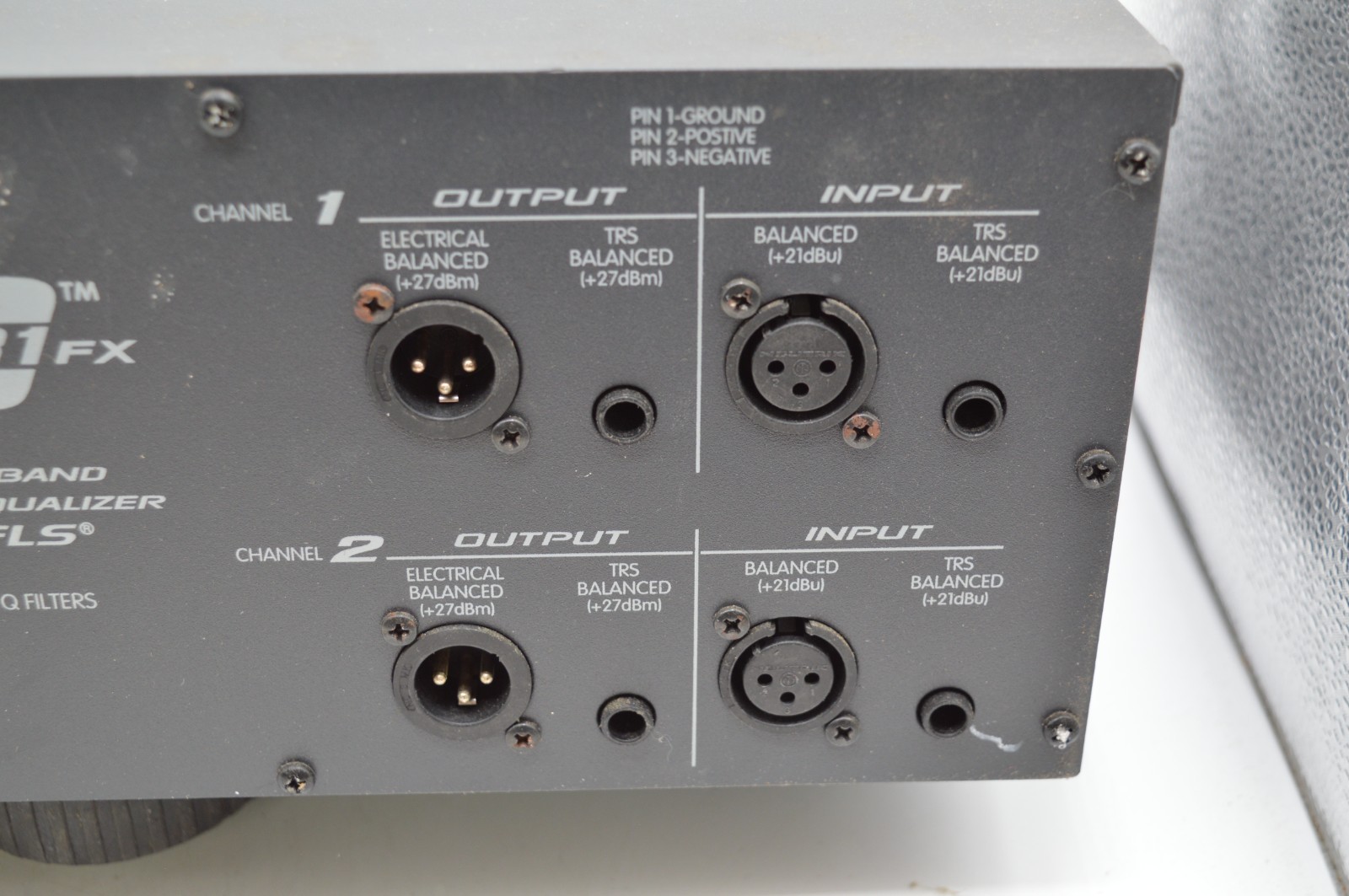 Peavey Q231FX Dual 31-Band Graphic Equalizer 7837