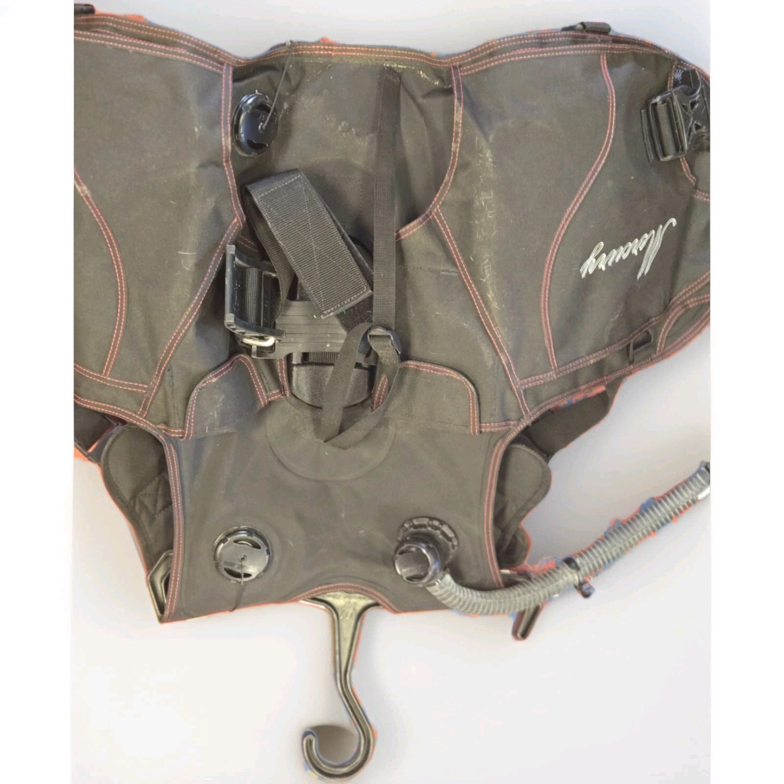 IST J-1700 Mercury Buoyancy Control Device (BCD) with Weight Pockets