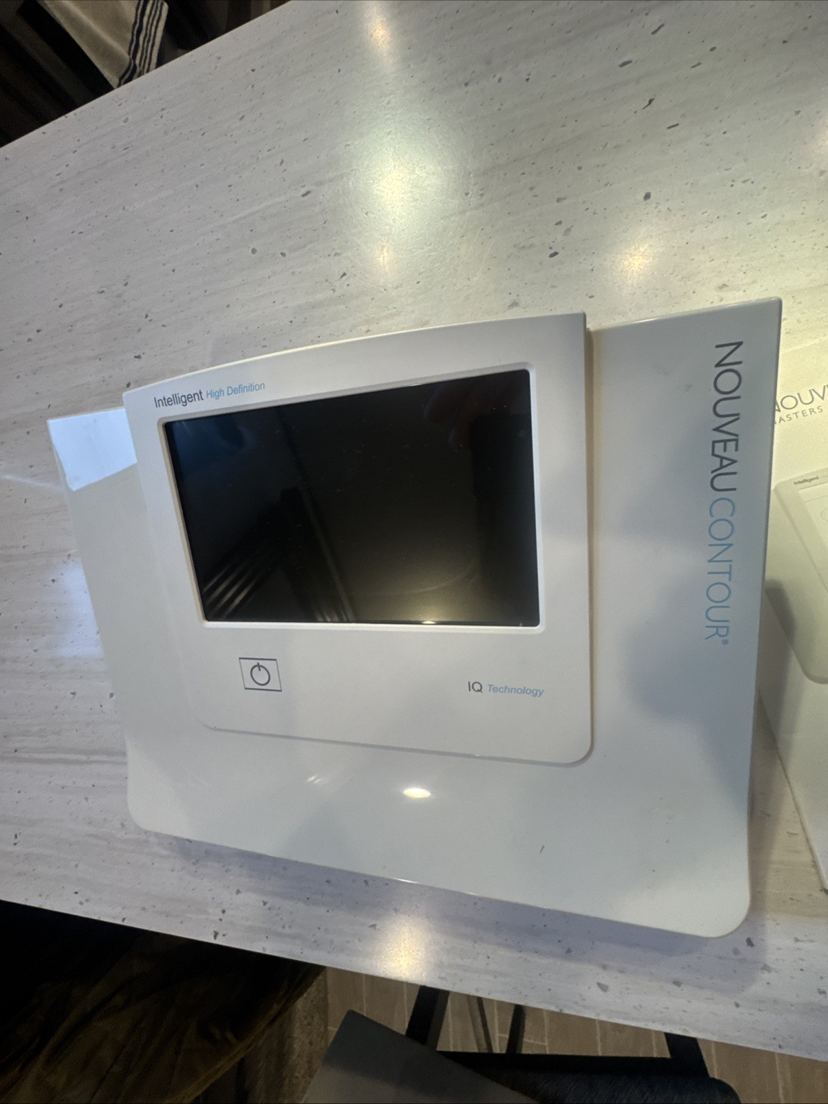 Nouveau Contour IQ PMU Machine