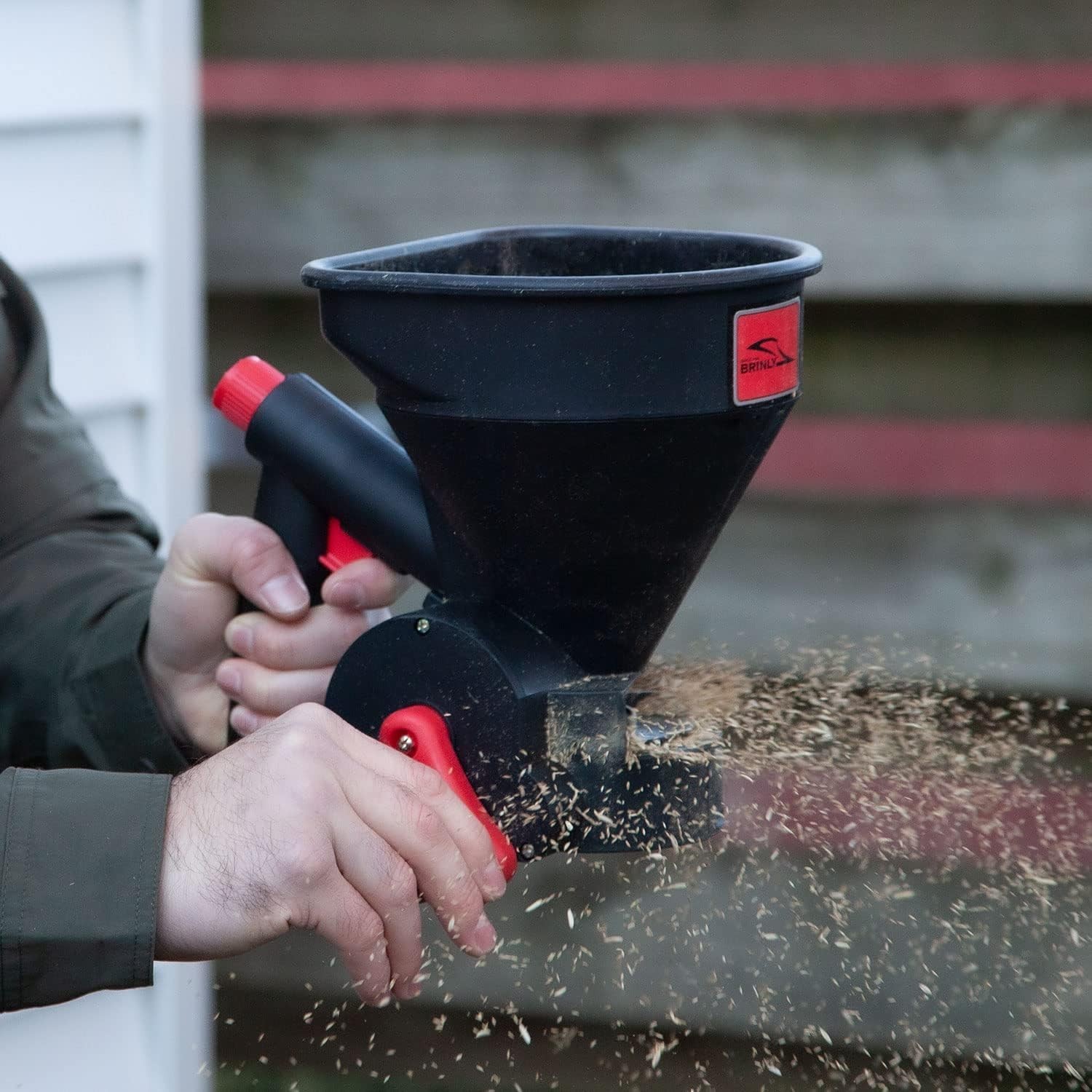 Durable 5lb Handheld Spreader with Ergonomic Handle for Lawn & Garden Use