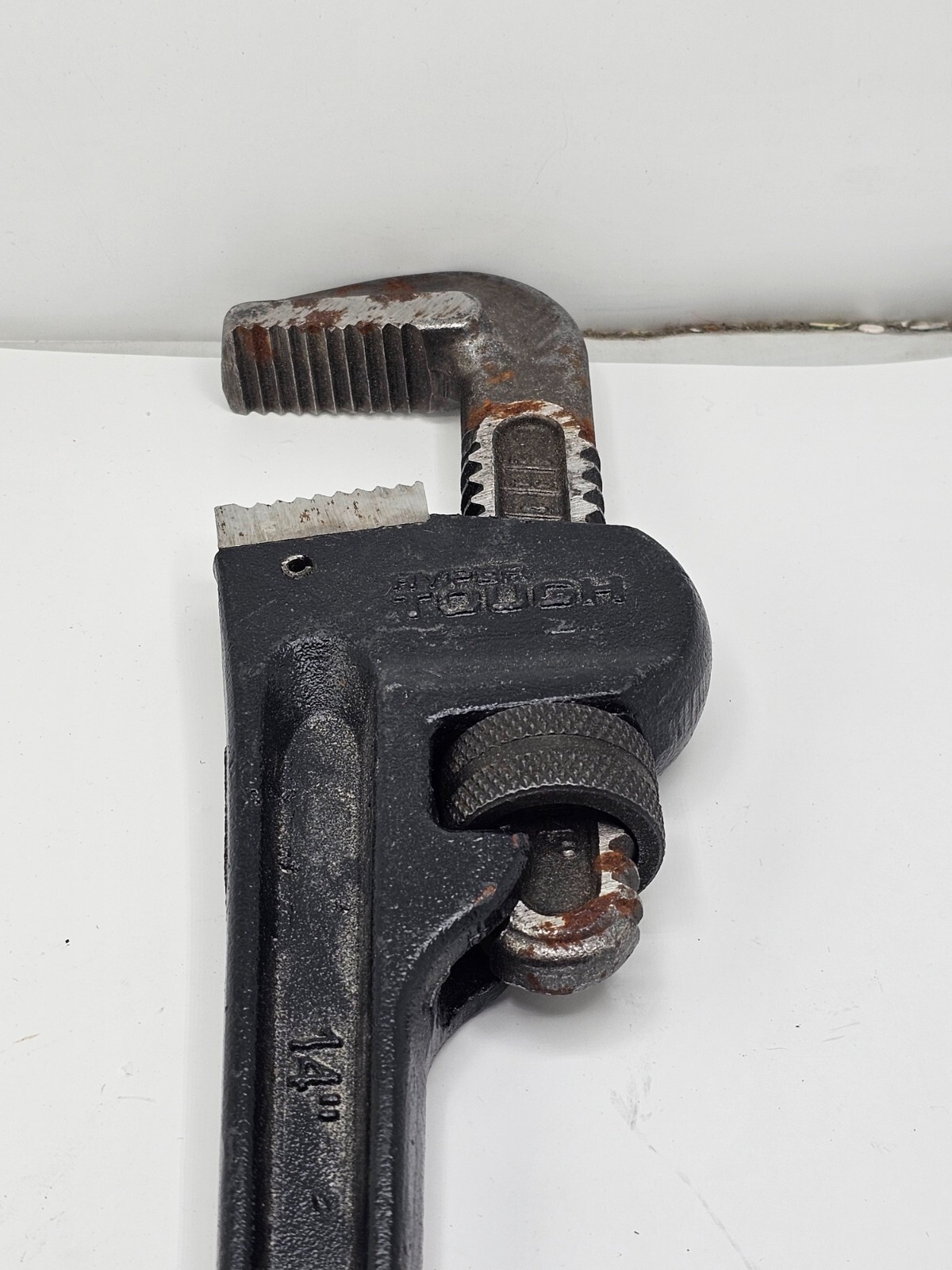 Hyper Tough 14” Pipe Wrench Black (USED)