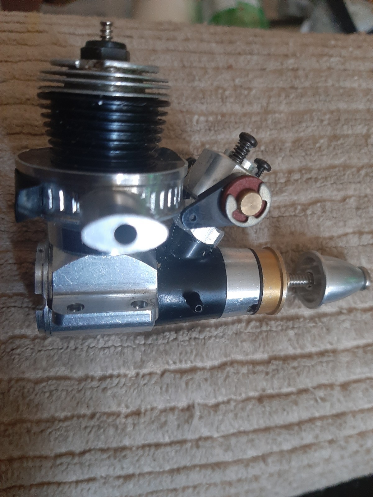 COX .09 TEE DEE FULL CARB RC ENGINE