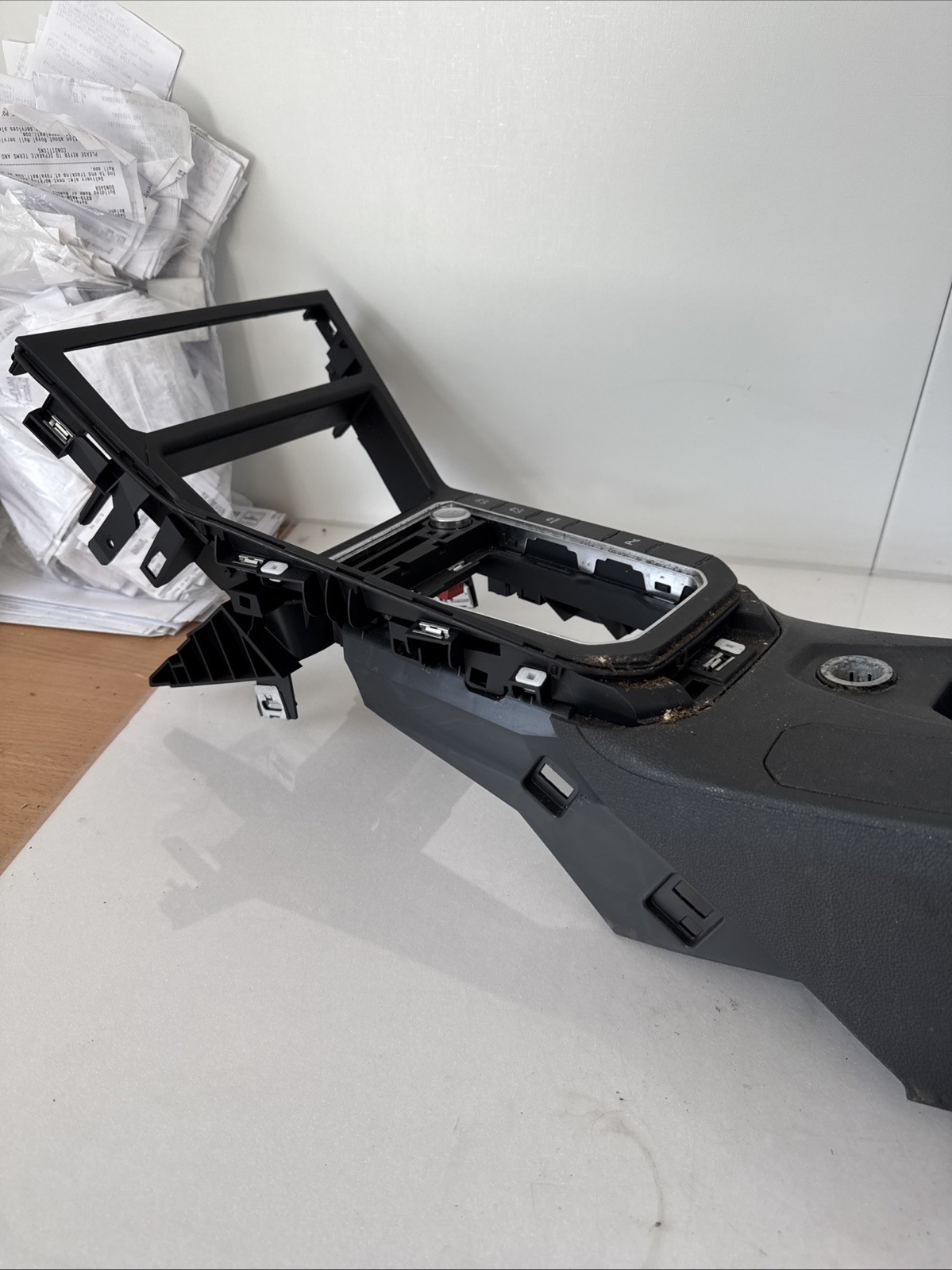 Volkswagen Polo 2021-2024 CENTRE CONSOLE SURROUND/CUP HOLDER 2G2863243