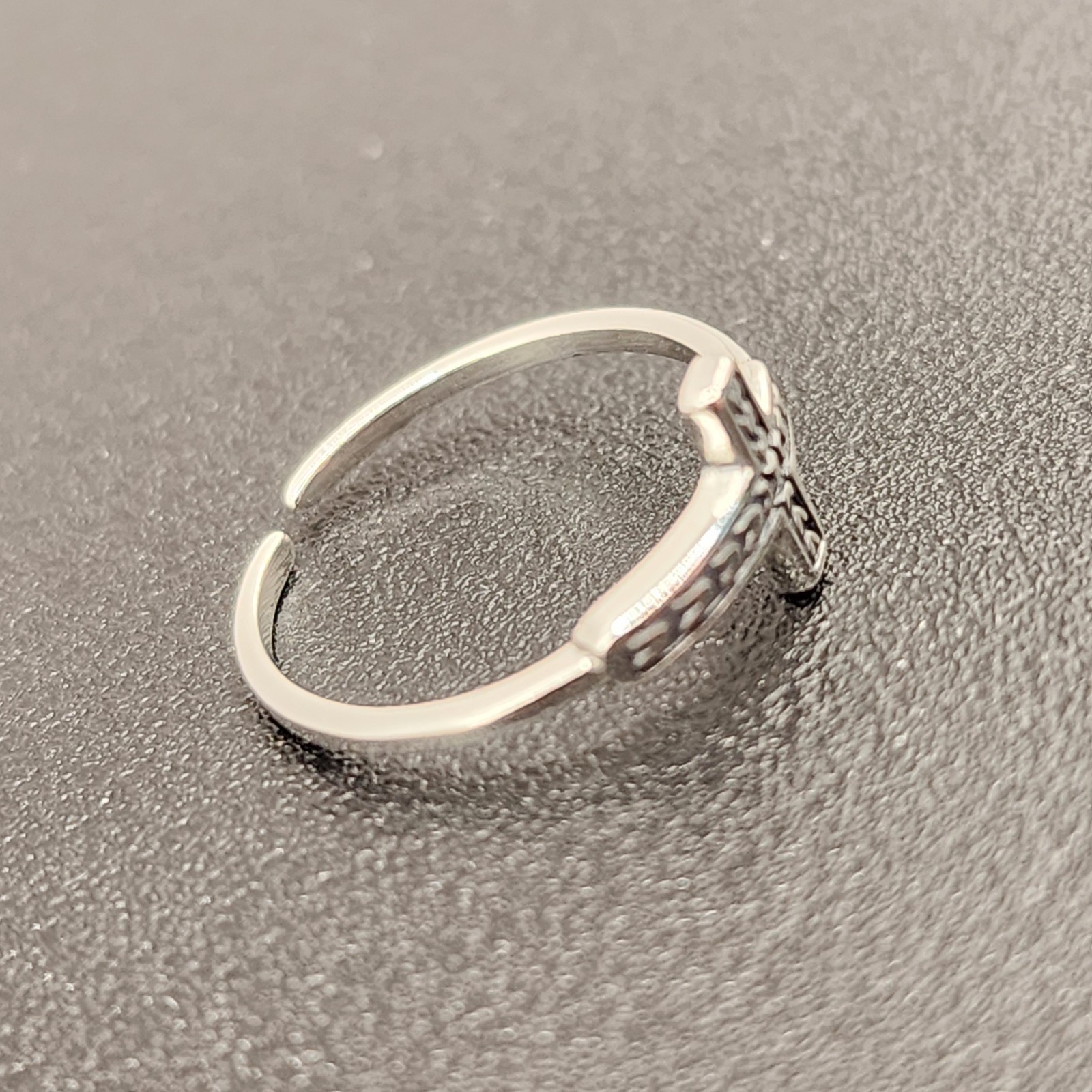 925 NEW Sterling Silver TOE Ring CROSS 7mm
