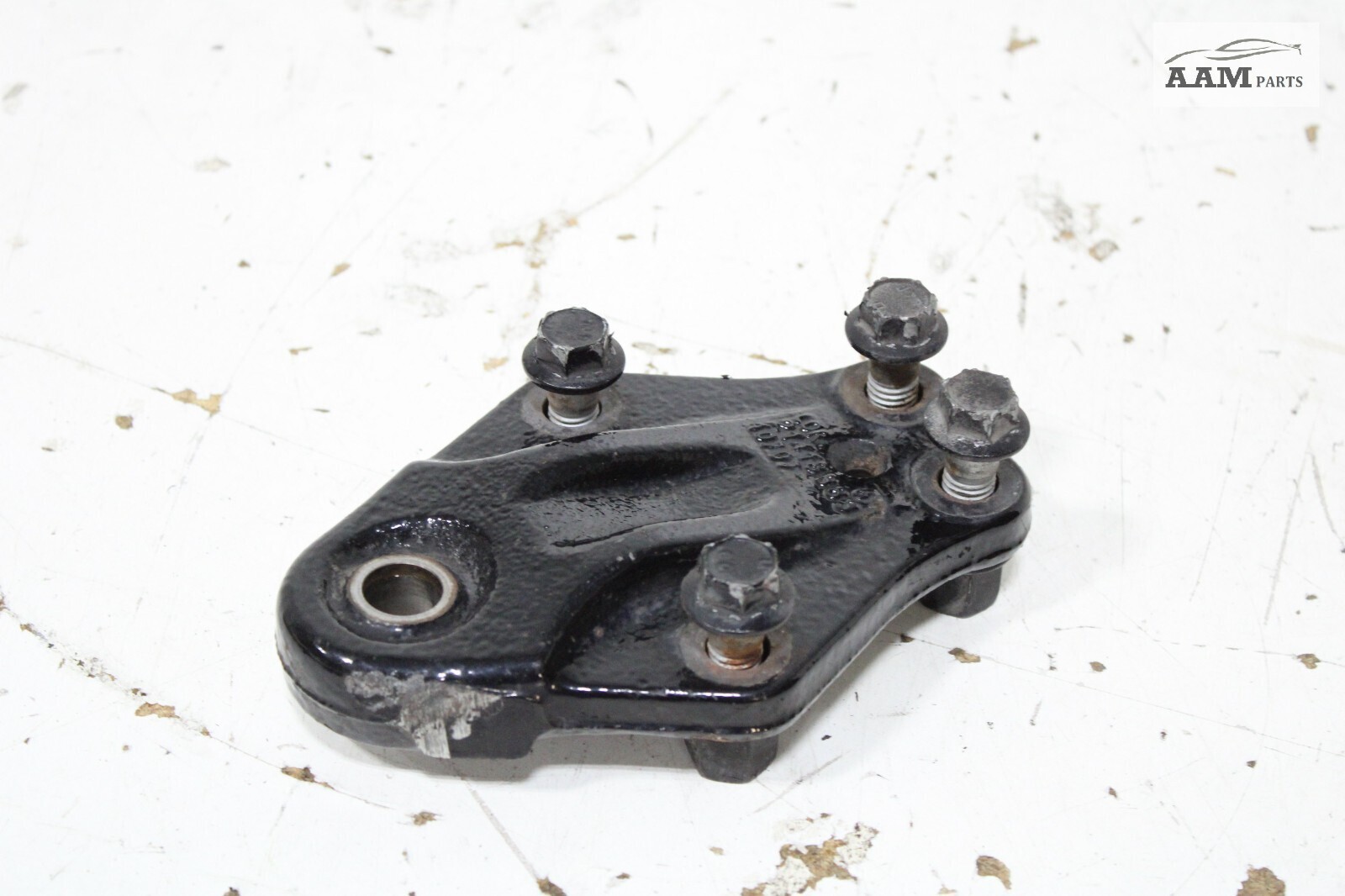 2019-2023 VOLVO VNL 760 D13 FRONT RIGHT SIDE STABILIZER BRACKET 21418383 OEM