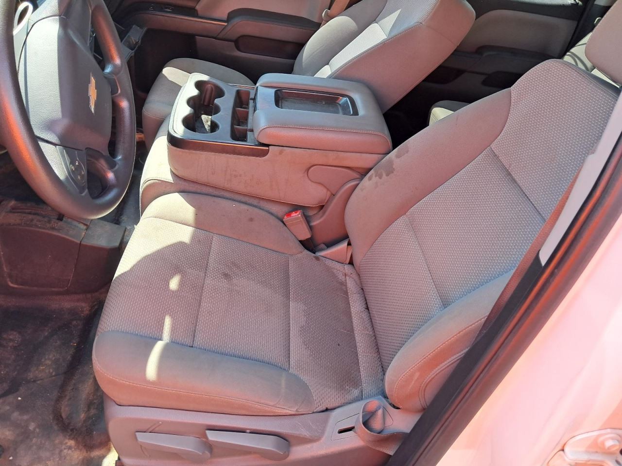 SILVRDO25 2016 Glove Box 4790542