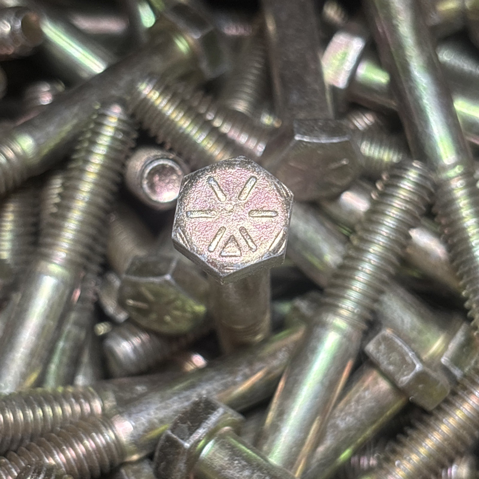 50Pcs) 5/16-18 x 2-1/4" PT Hex Bolt Yellow Zinc Plated Grade 8 Cap Screw Coarse