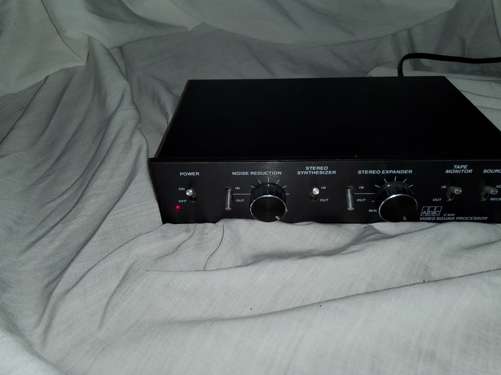 ADC V-400 VIDEO SOUND PROCESSOR
