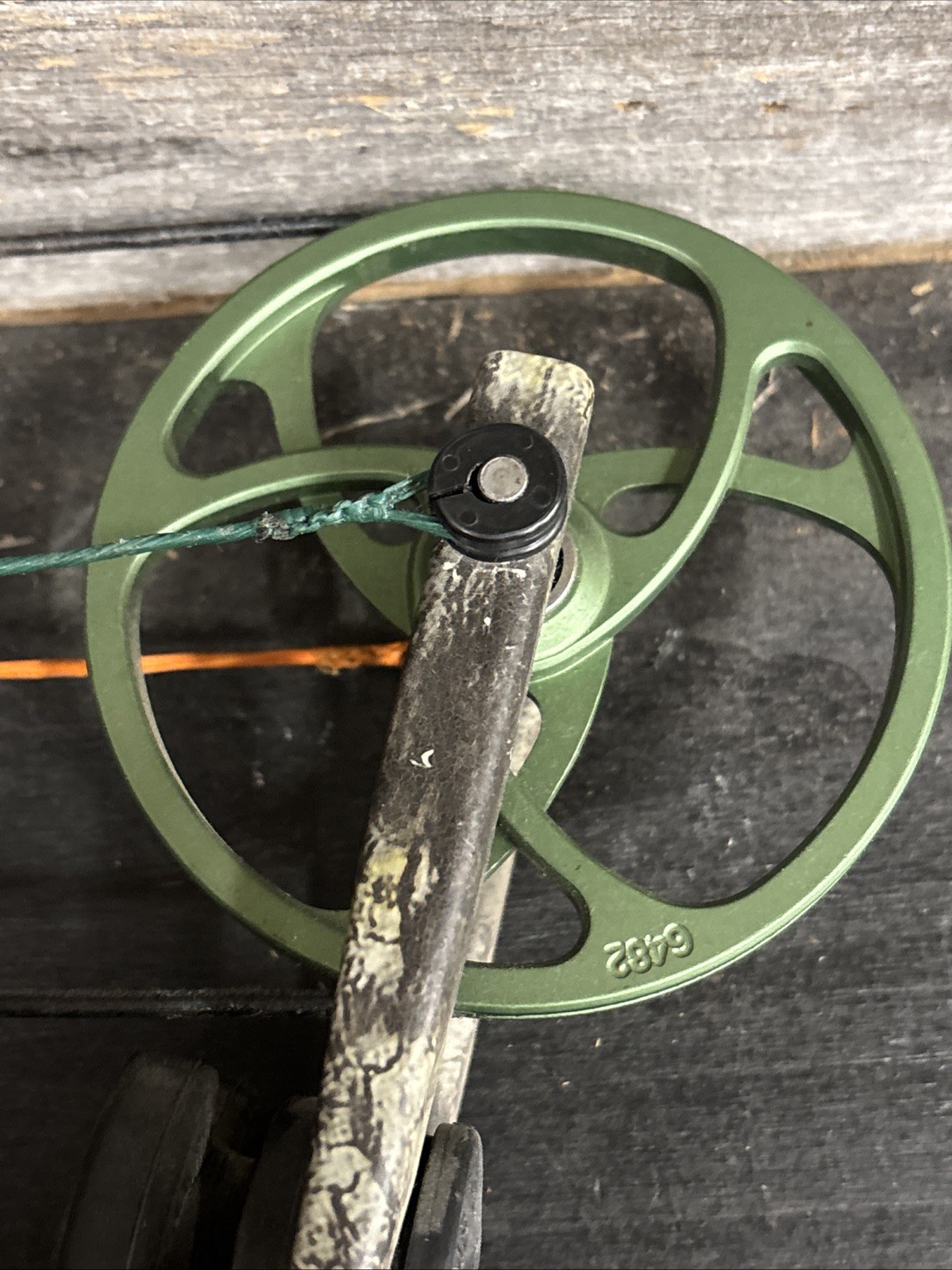 Bear Archery The Truth RH Compound Bow 28" 60lbs Draw Used