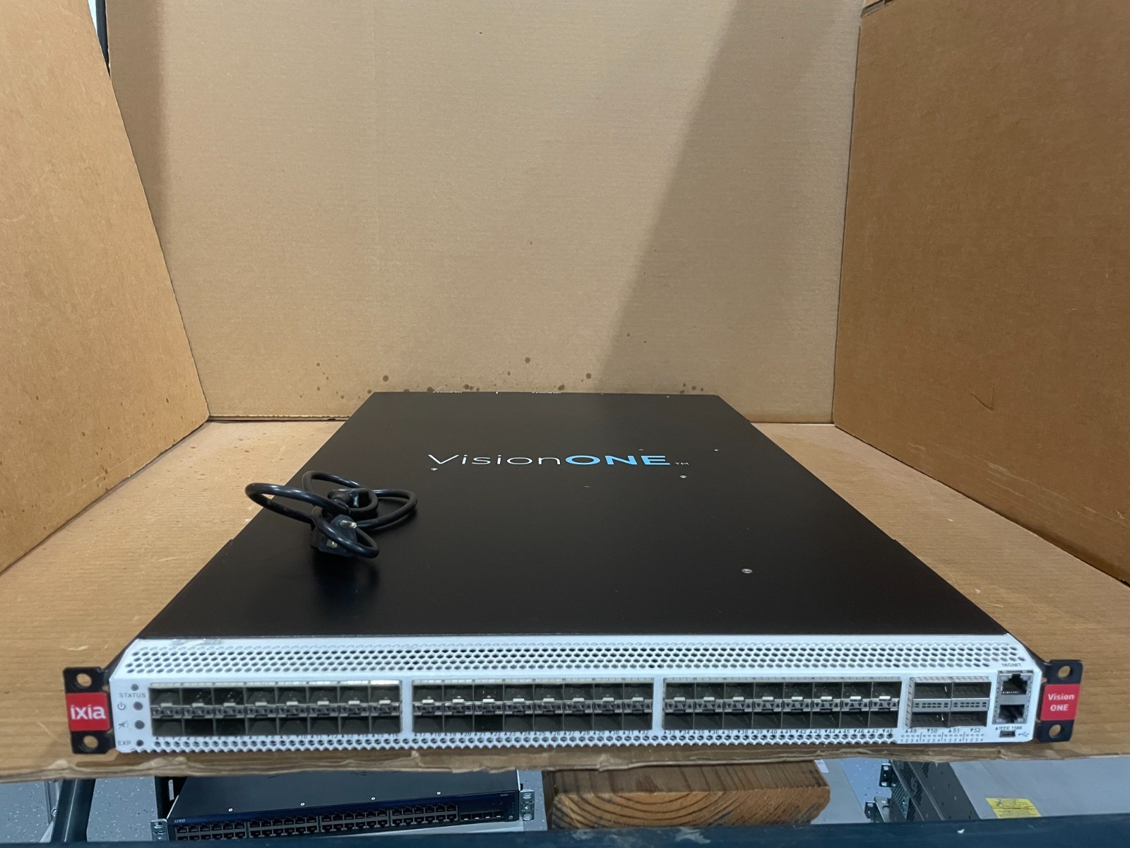 Ixia Vision One 48x 10Gb Ethernet SFP+ 4x 40Gb Ethernet QSFP+