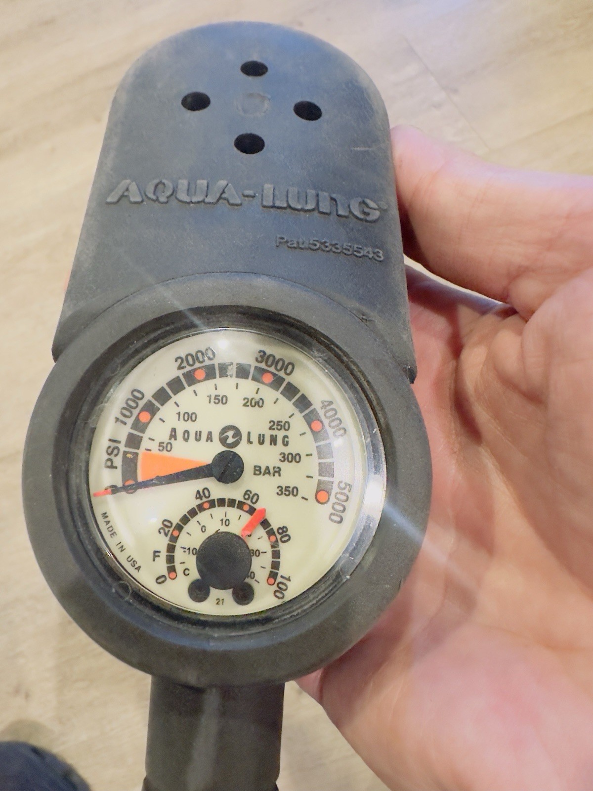 US Divers Aqua Lung Dive Pivot Gauge Analog Nice Condition