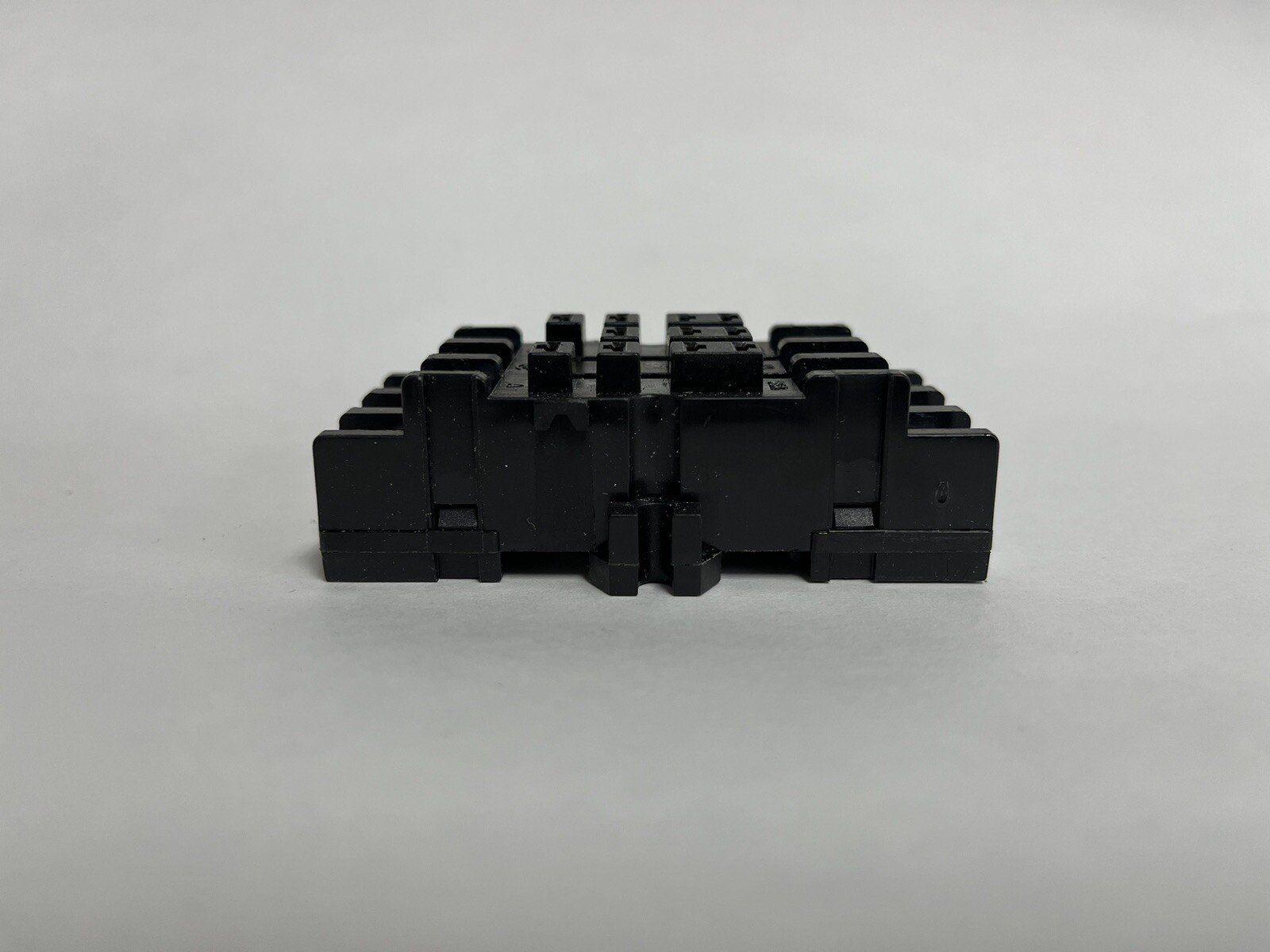 Omron PTF11A Relay Socket - Black