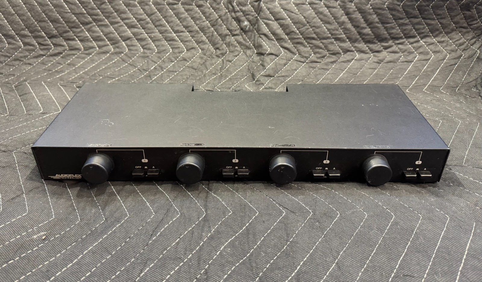 AudioPlex Technology OPT-4 Speaker Selector