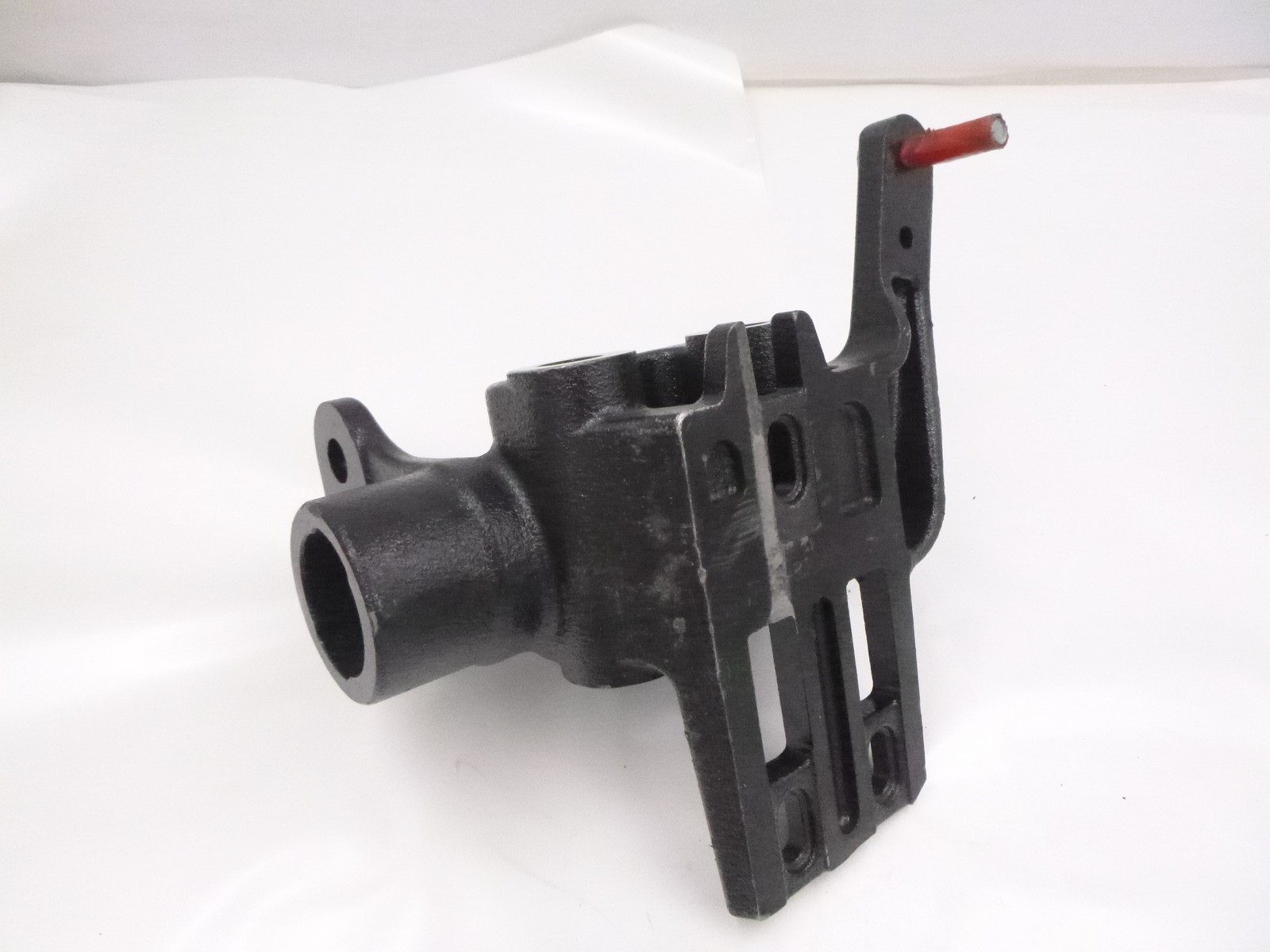 Genuine OEM Freightliner A1527959004 LH Frame Tow Housing Bracket