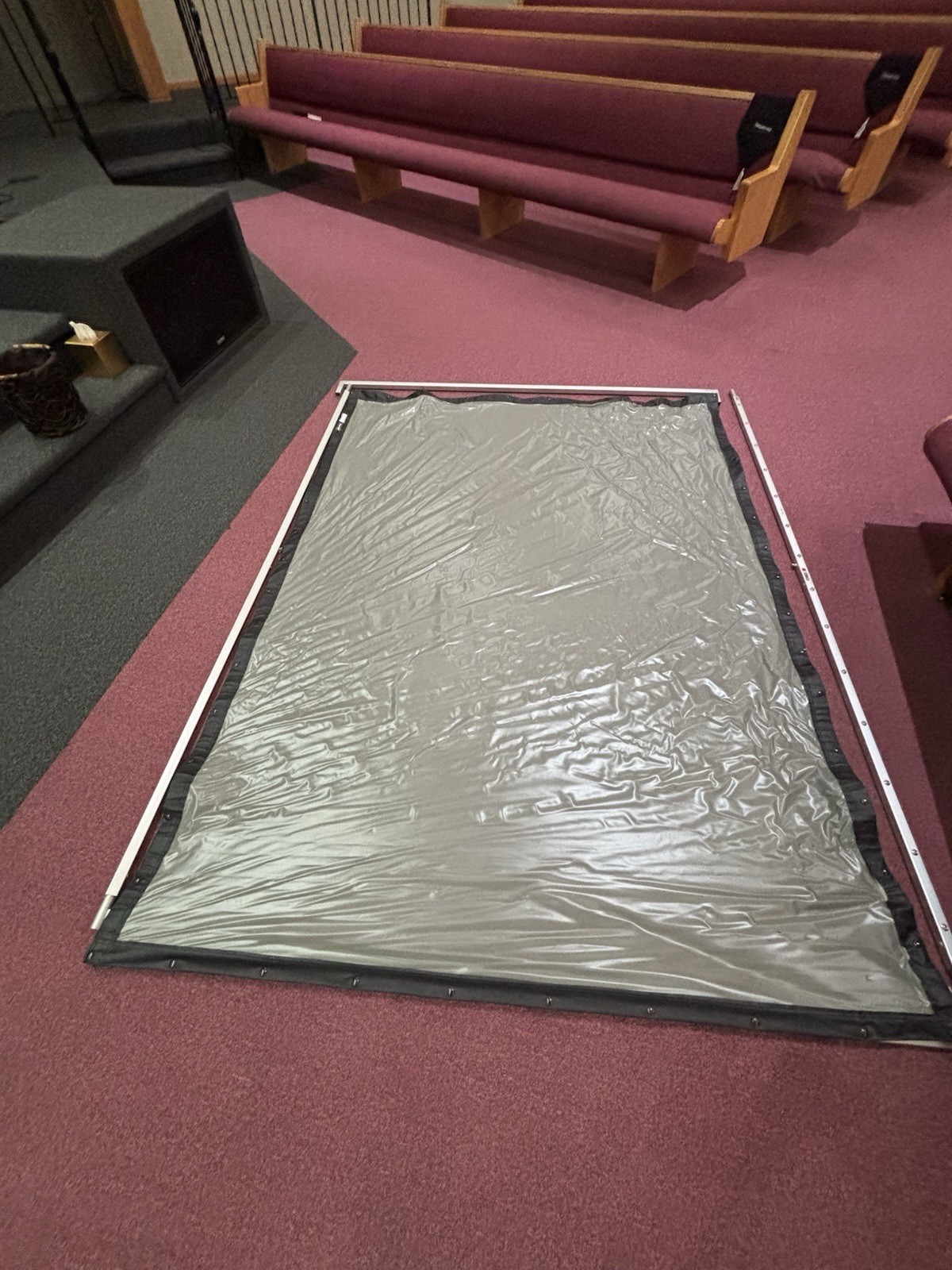 Da-Lite Perm Wall projector screen