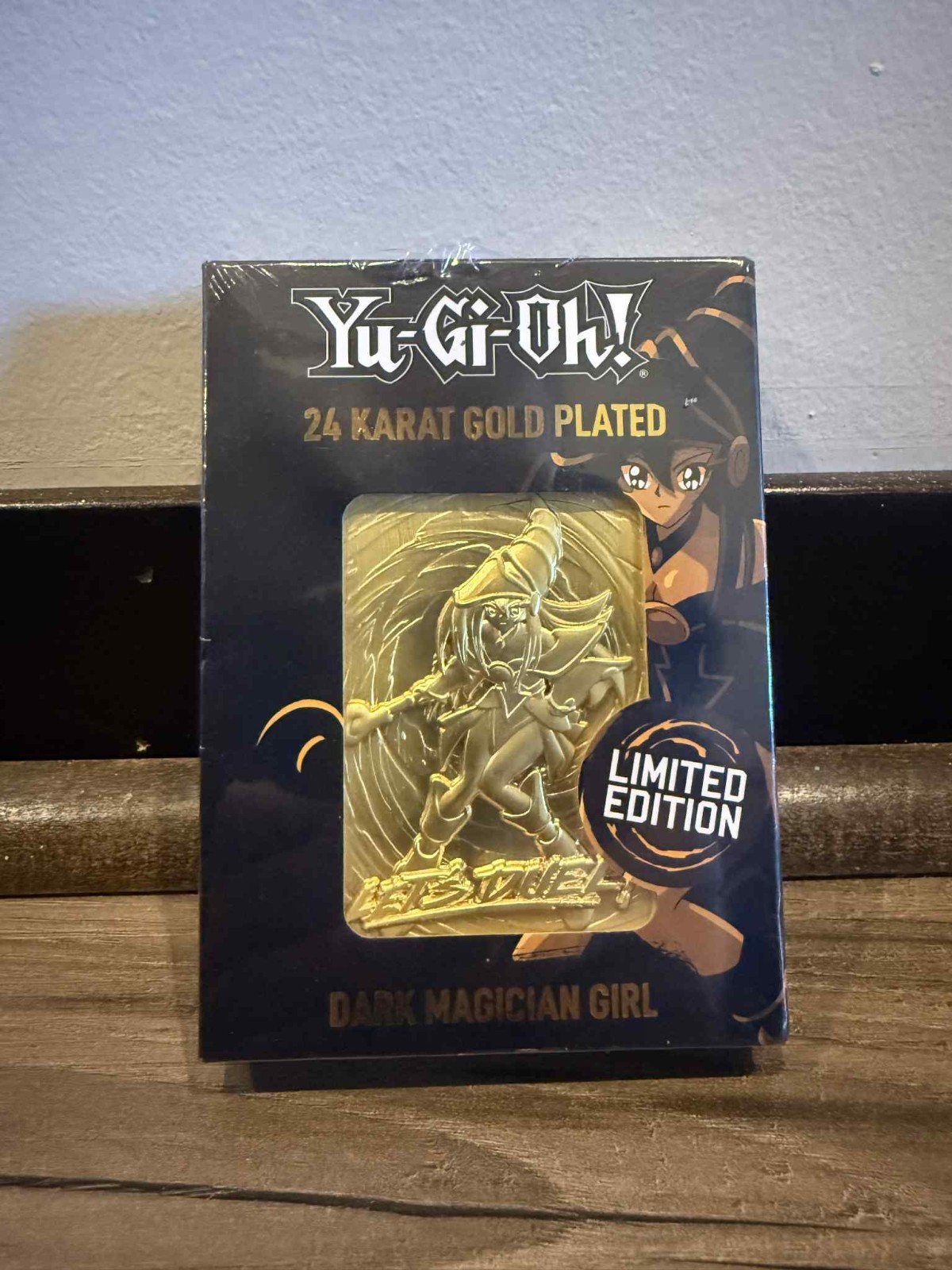 Dark Magician Girl - Yu-Gi-Oh - 24 Karat Gold Plated Card Limited Edition