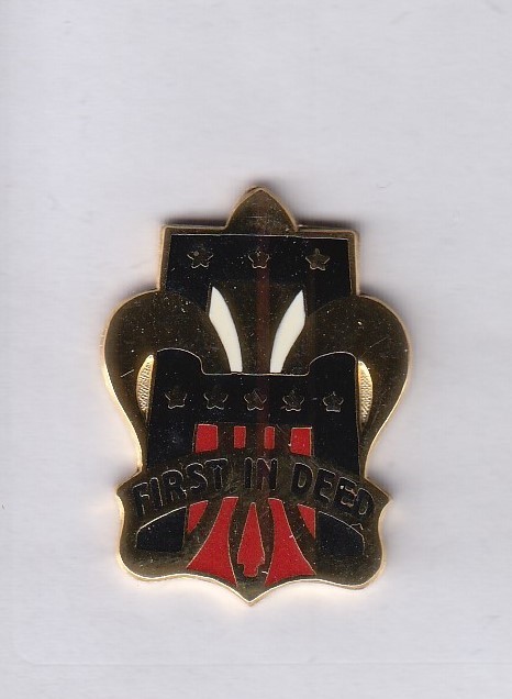 US Army 1ST ARMY COMMAND crest DUI badge cb clutchback D-21