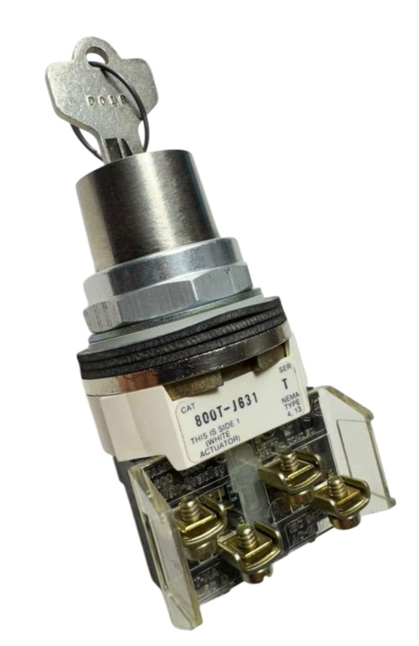 Allen-Bradley 800T-J631 Spring Return Selector Switch 3 Position **Please Read**