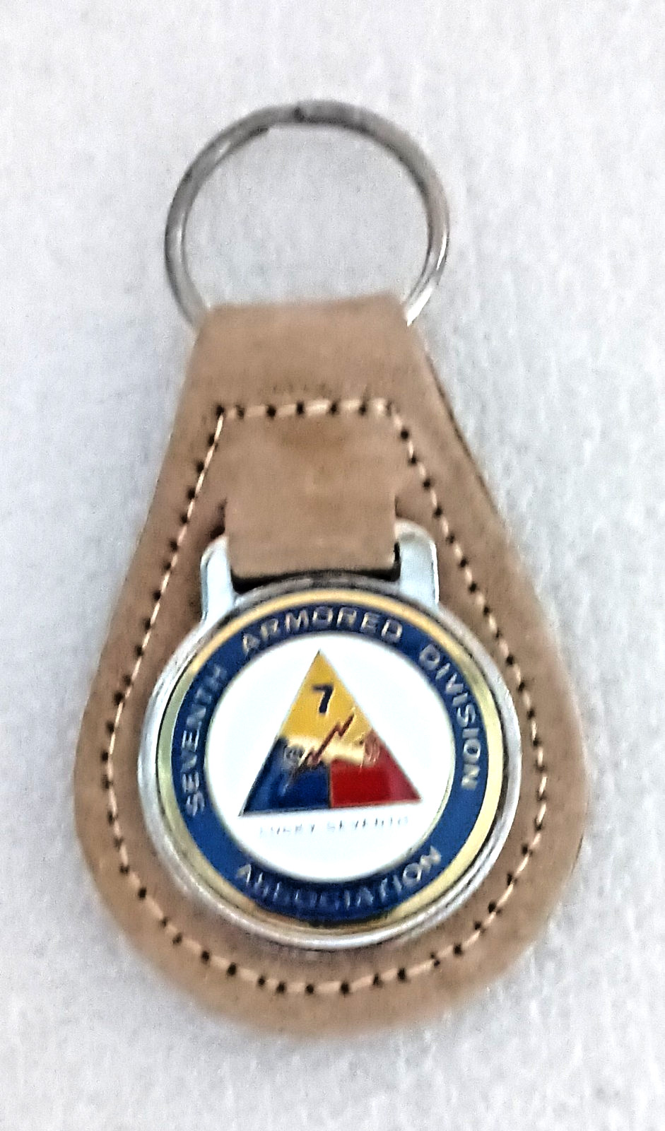 US Army Lucky 7th Armored Tank Division 1970 Enamel Military Key Chain New NOS
