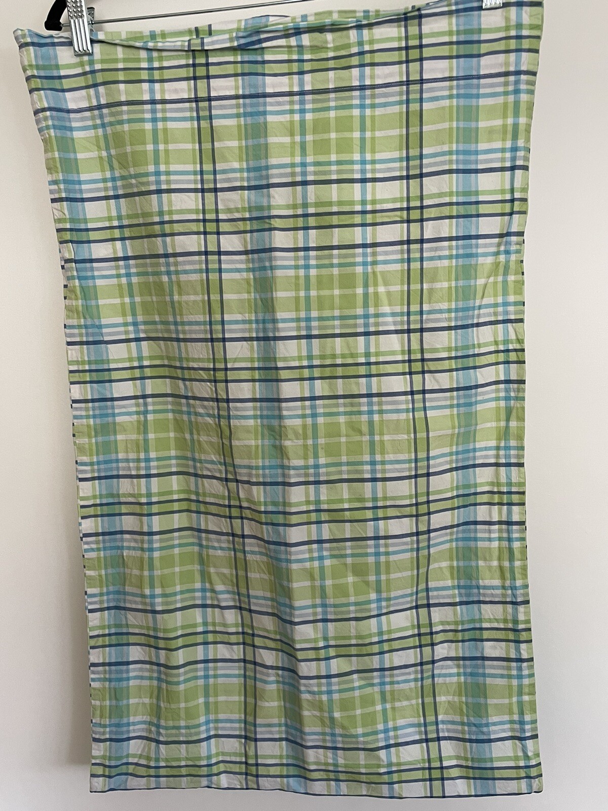 One POTTERY BARN TEEN Pillowcase Plaid Standard Green and Blue Summer Beach HTF