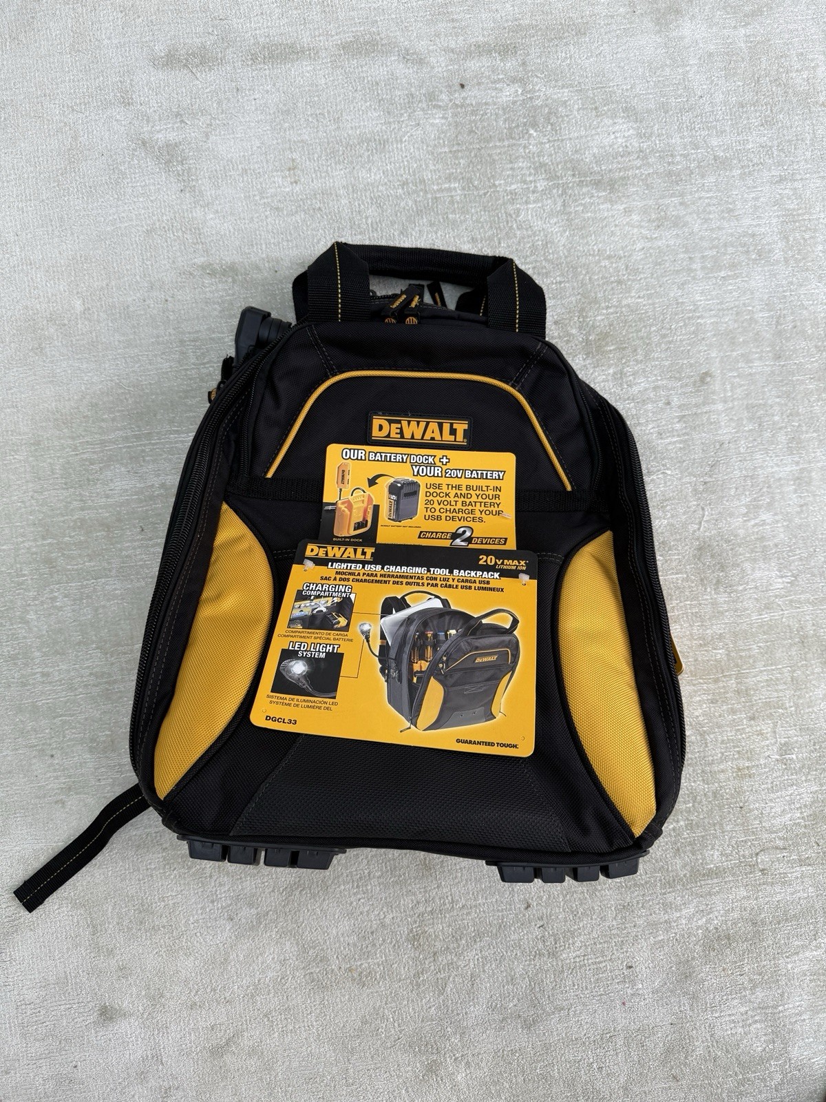 DEWALT DGCL33 33 Pockets USB Illuminated charging tool Backpack USB (INC VAT)