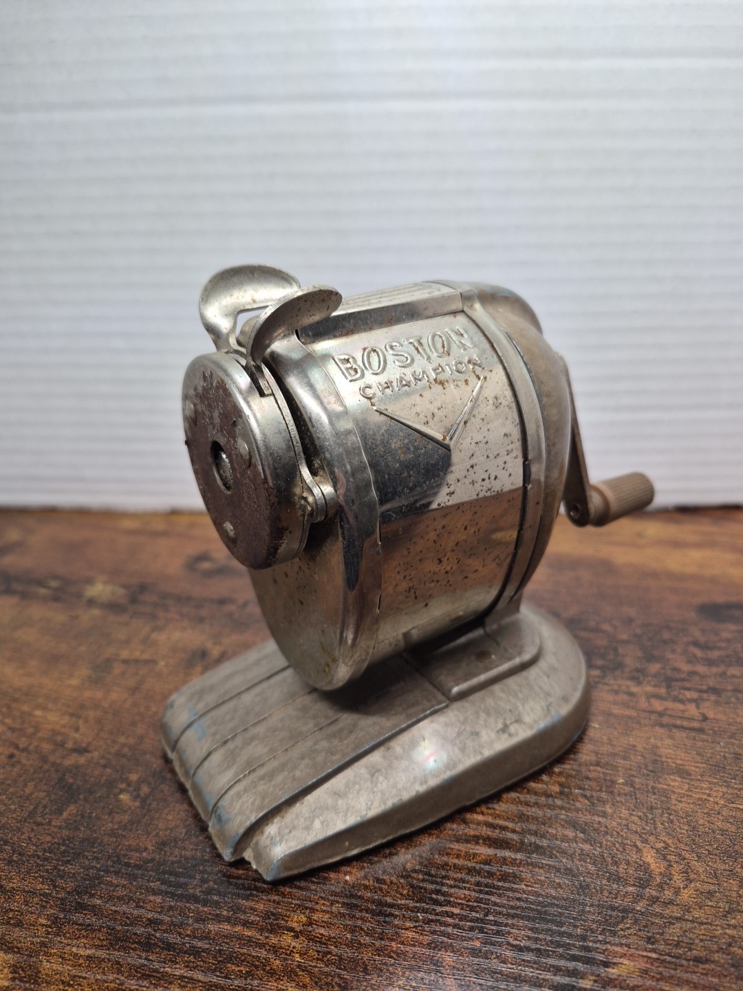 Vintage Boston Champion Pencil Sharpener Desktop Pinch Feed Hand Crank
