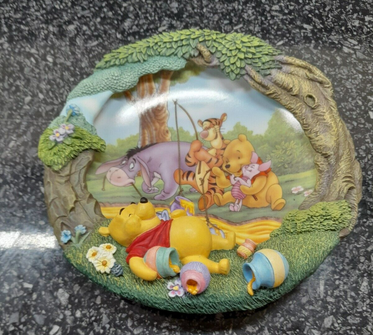 Disney Winnie The Pooh The Sweetest Sort Of Catch Plate Bradford Exchange