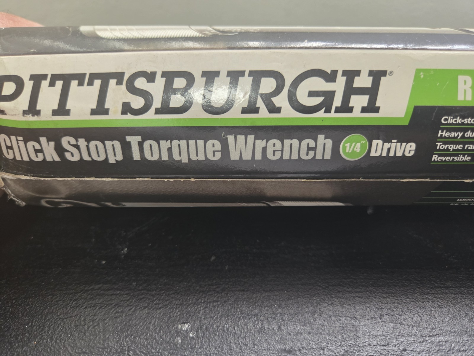 Pittsburgh Torque wrench 1/4 drive,reversible.