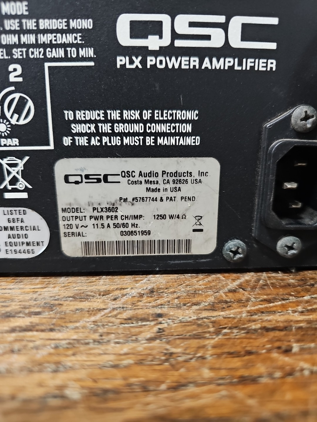 QSC PLX3602 Power Amplifier 3600w