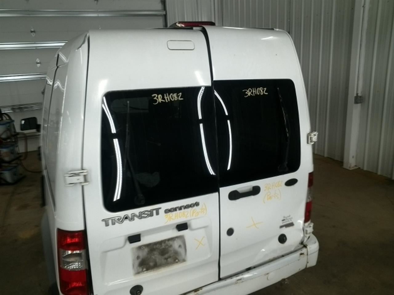 TRANSCNCT 2012 Fuse Box Cabin 104910174